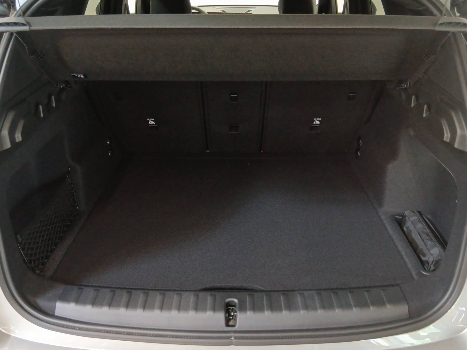 BMW - X1 U11 - #571682 - 12