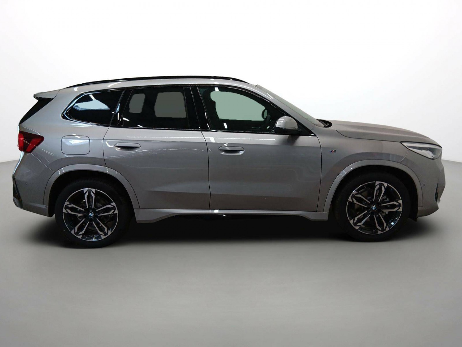 BMW - X1 U11 - #571682 - 14
