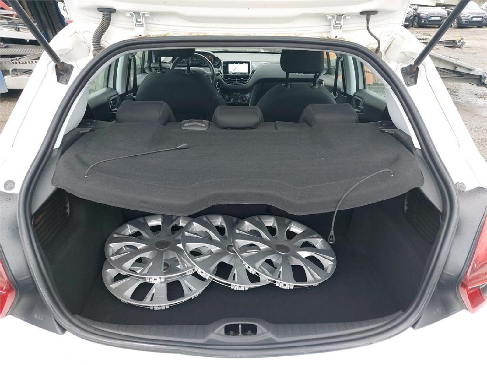 PEUGEOT - 208 BUSINESS - #178813 - 6