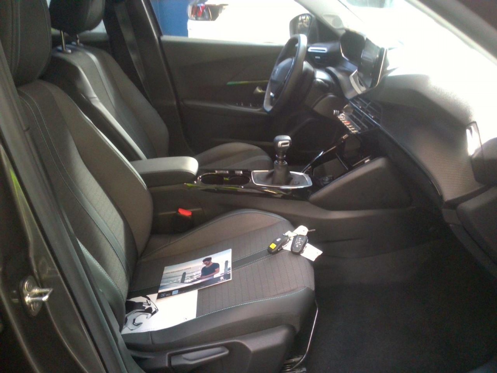 PEUGEOT - 2008 - #178919 - 1