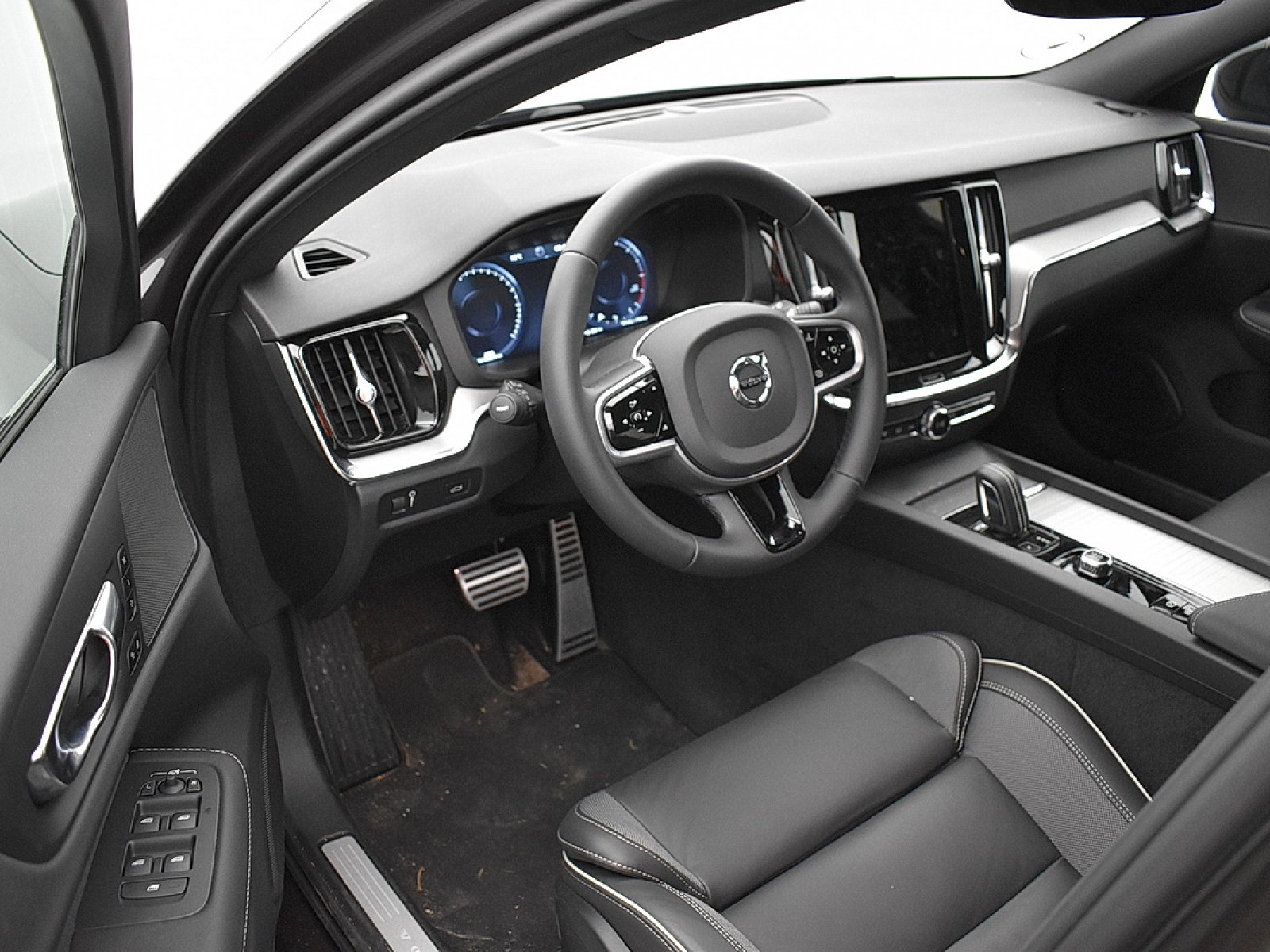 VOLVO - V60 - #174818 - 3