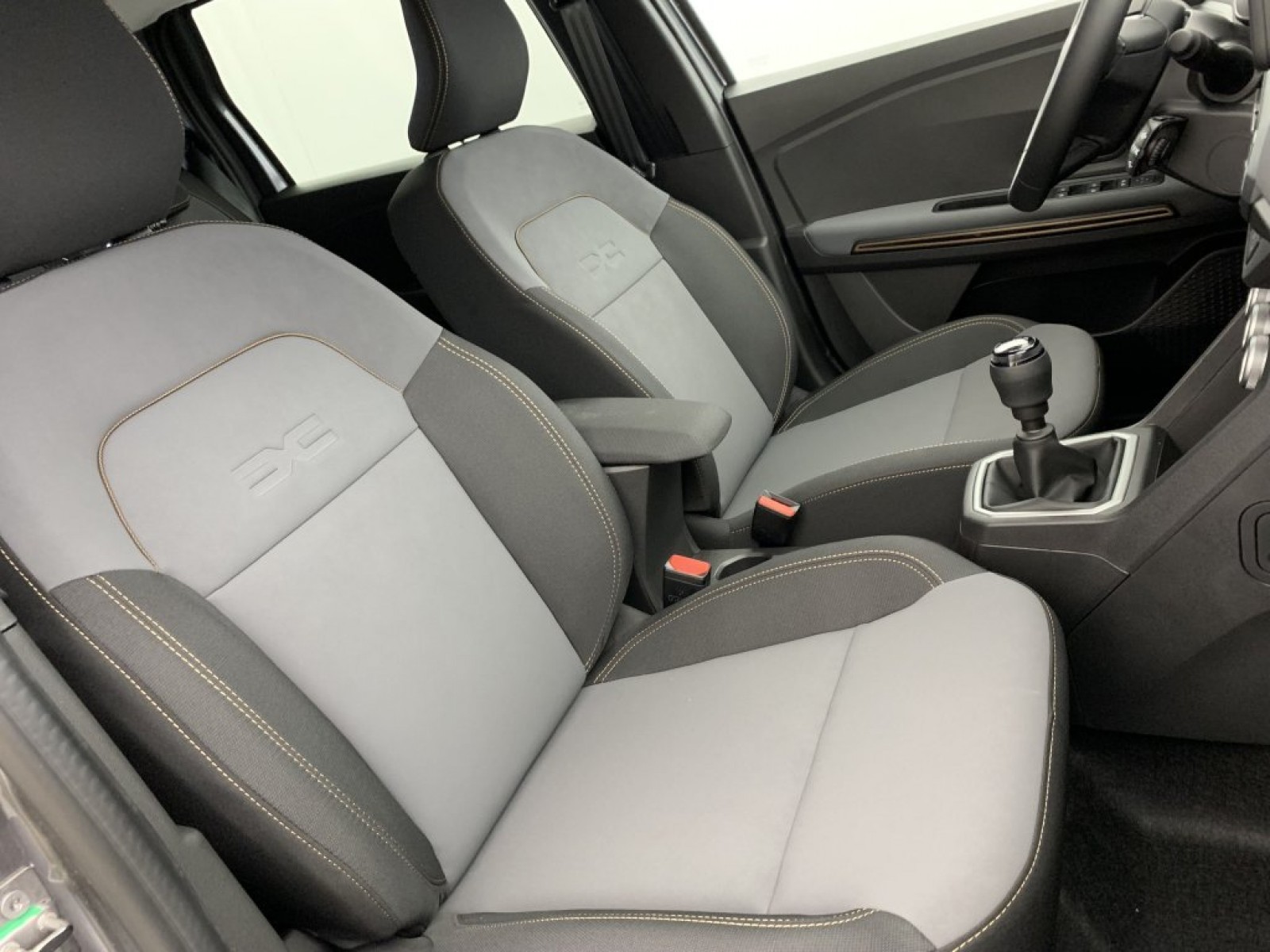 DACIA - Jogger - #736585 - 8