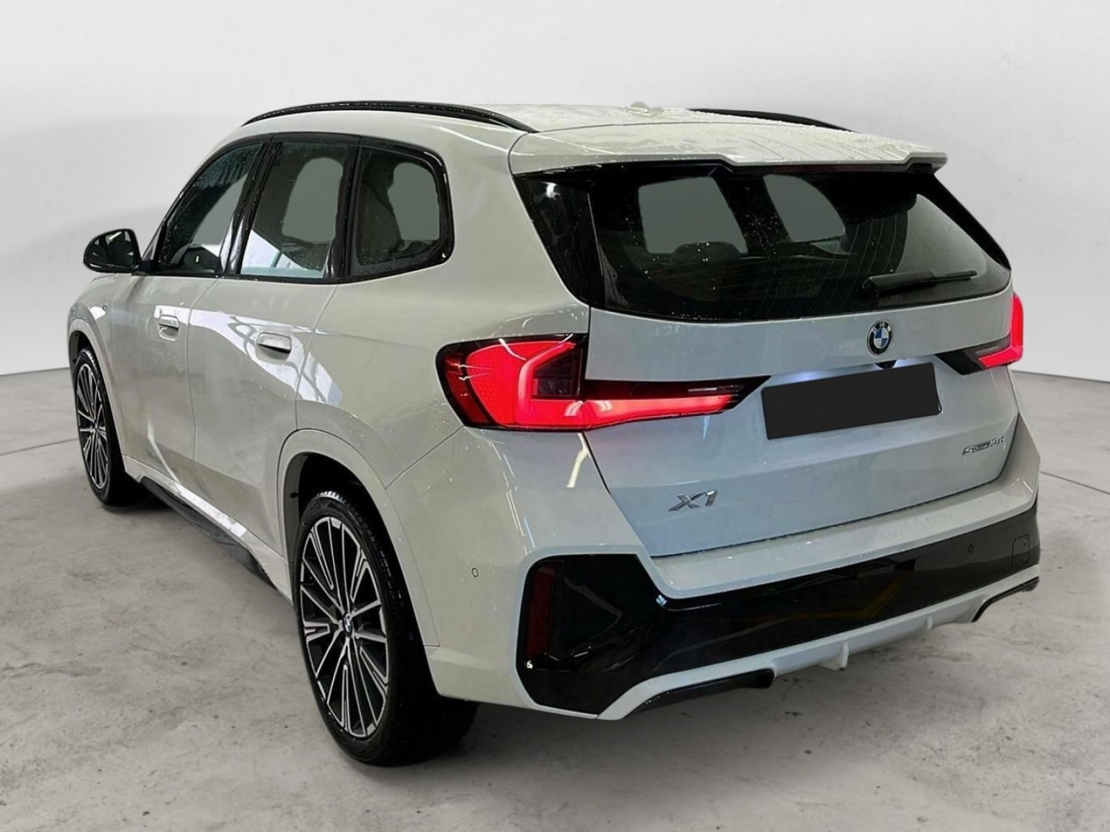 BMW - X1 U11 - #331119 - 22