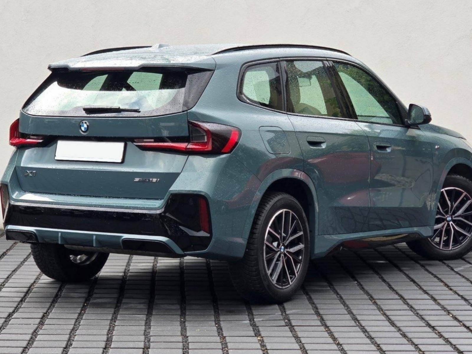 BMW - X1 U11 - #751480 - 28