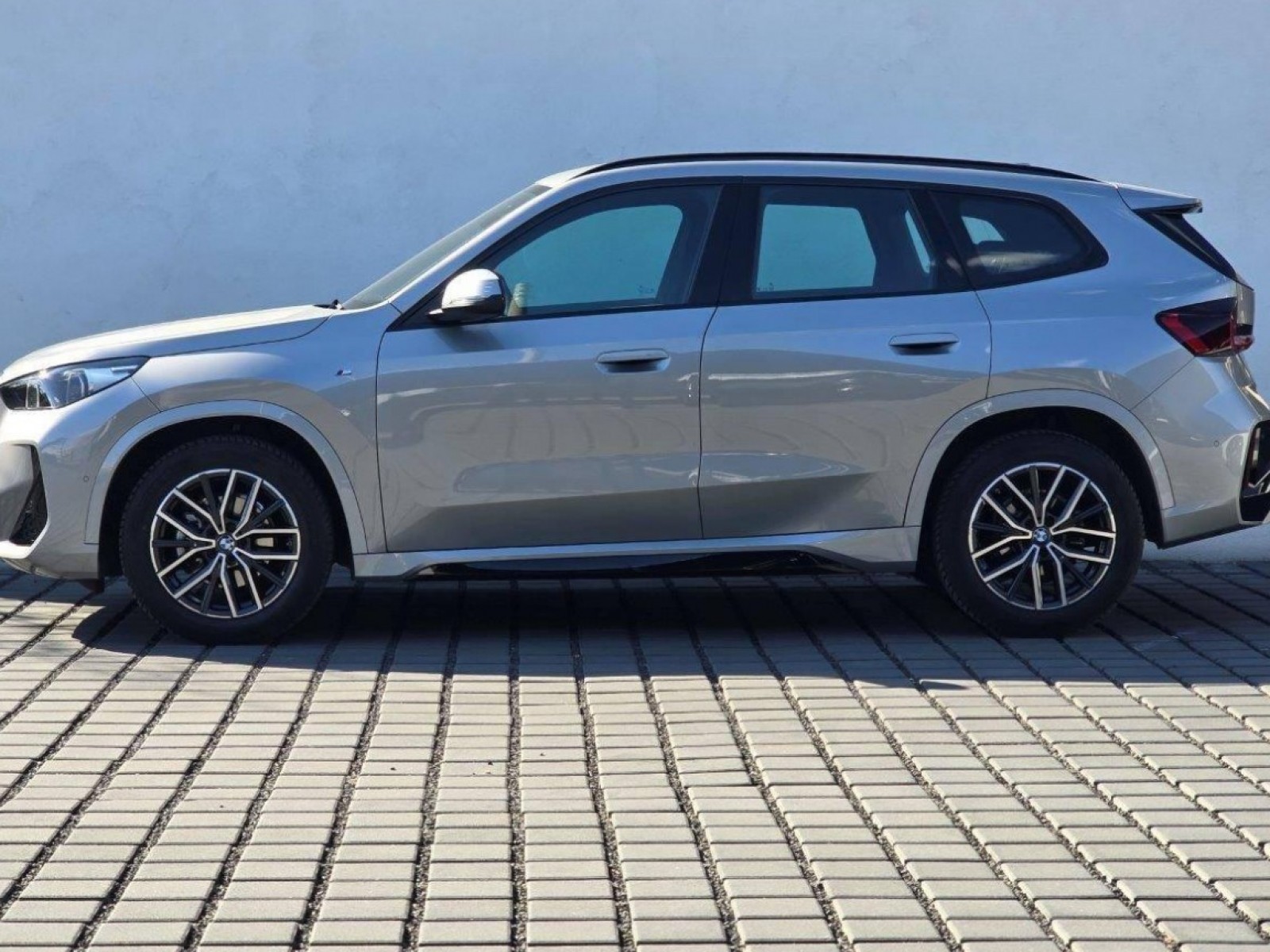 BMW - X1 U11 - #751475 - 27