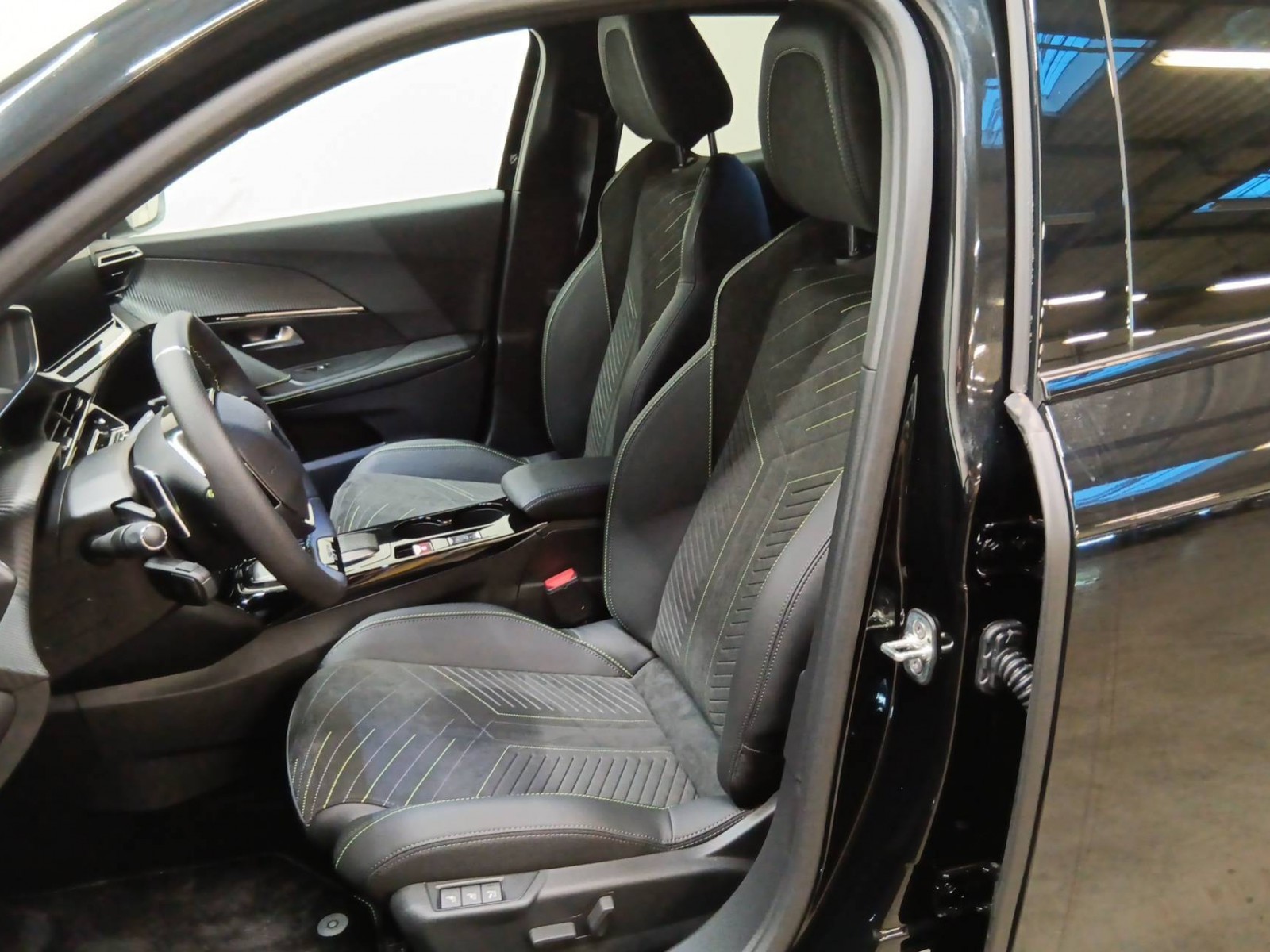 PEUGEOT - 2008 - #639397 - 4