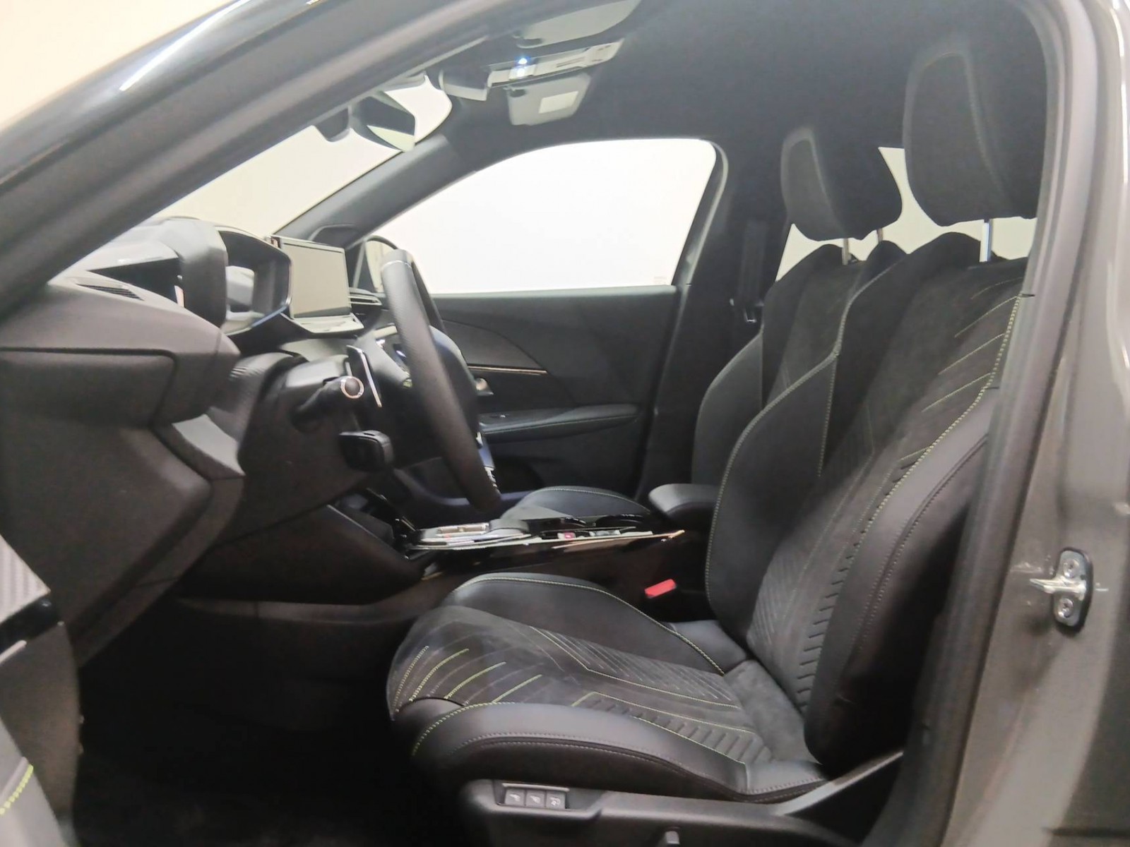 PEUGEOT - 2008 - #639364 - 4