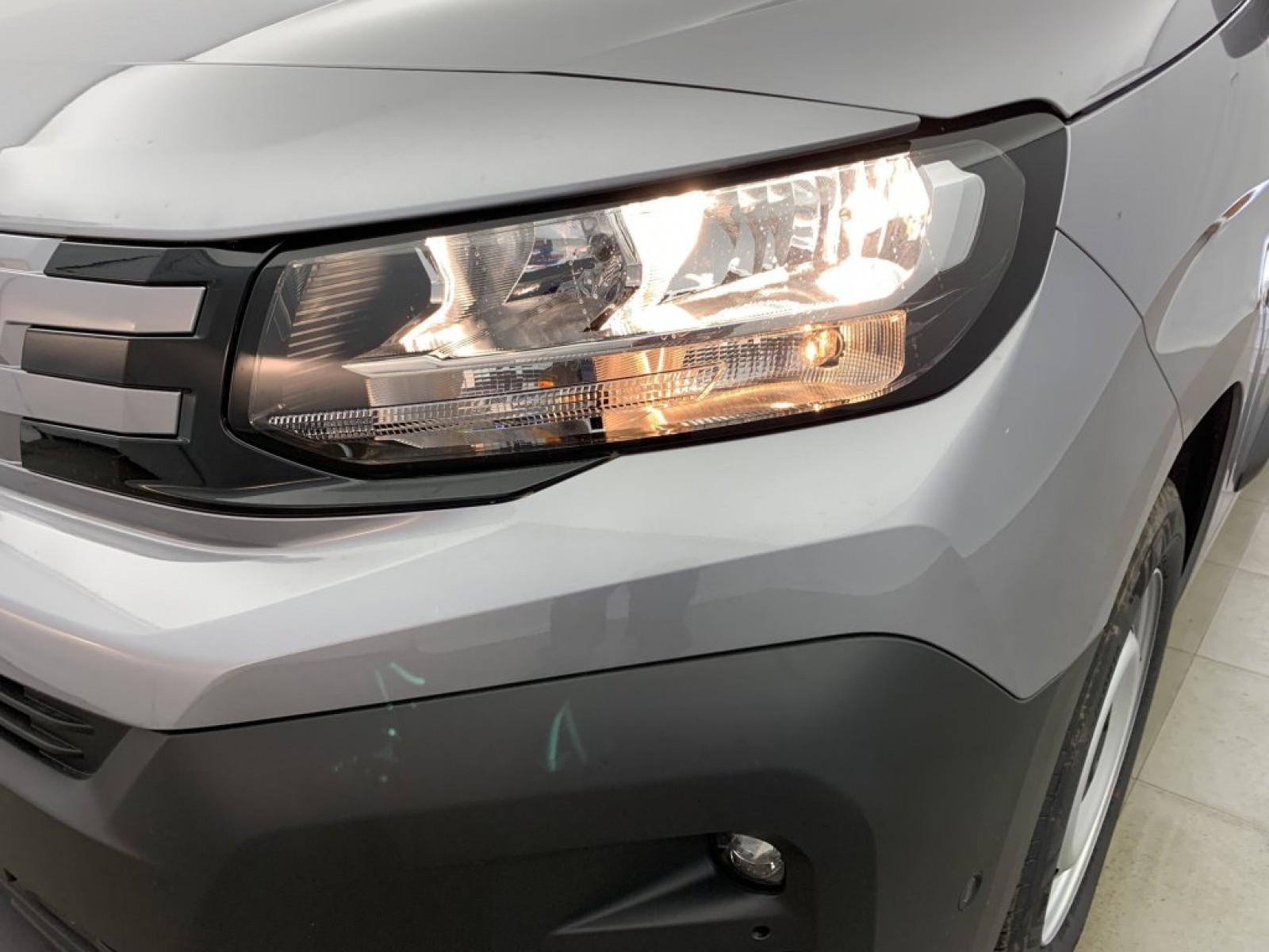 PEUGEOT - Partner Fourgon - #738529 - 28
