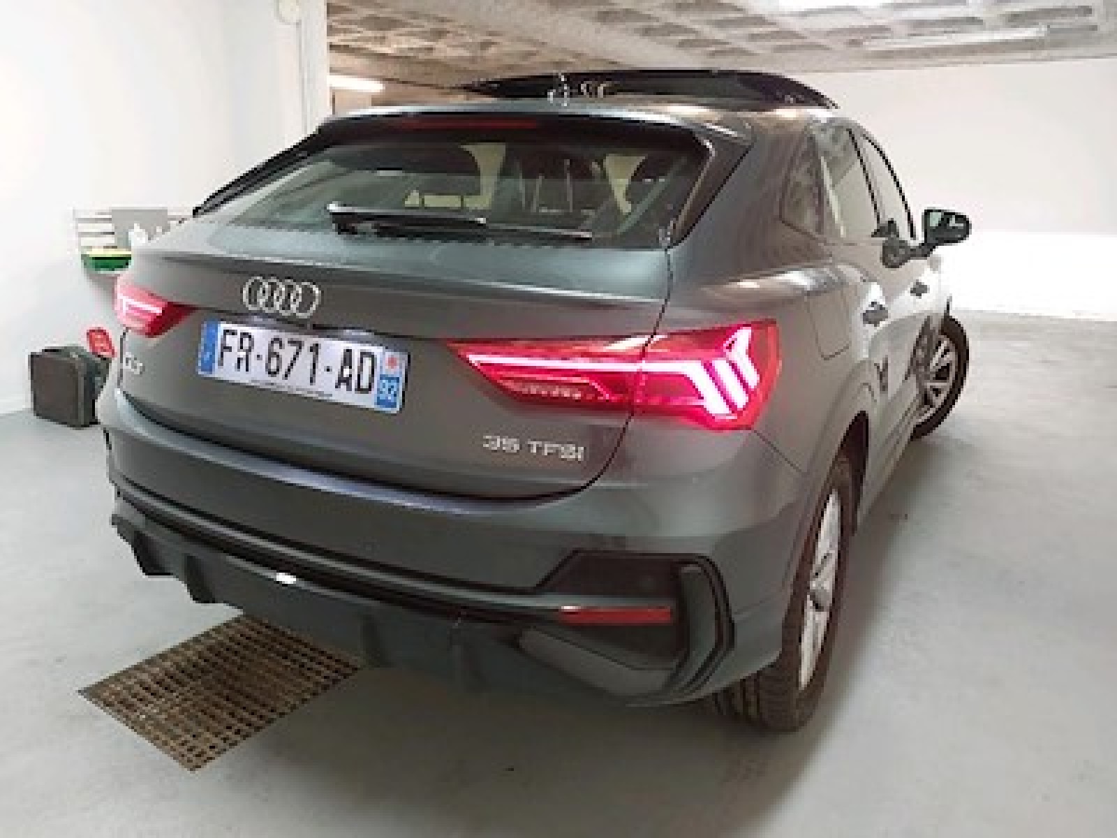 AUDI - Q3 SPORTBACK - #179179 - 1