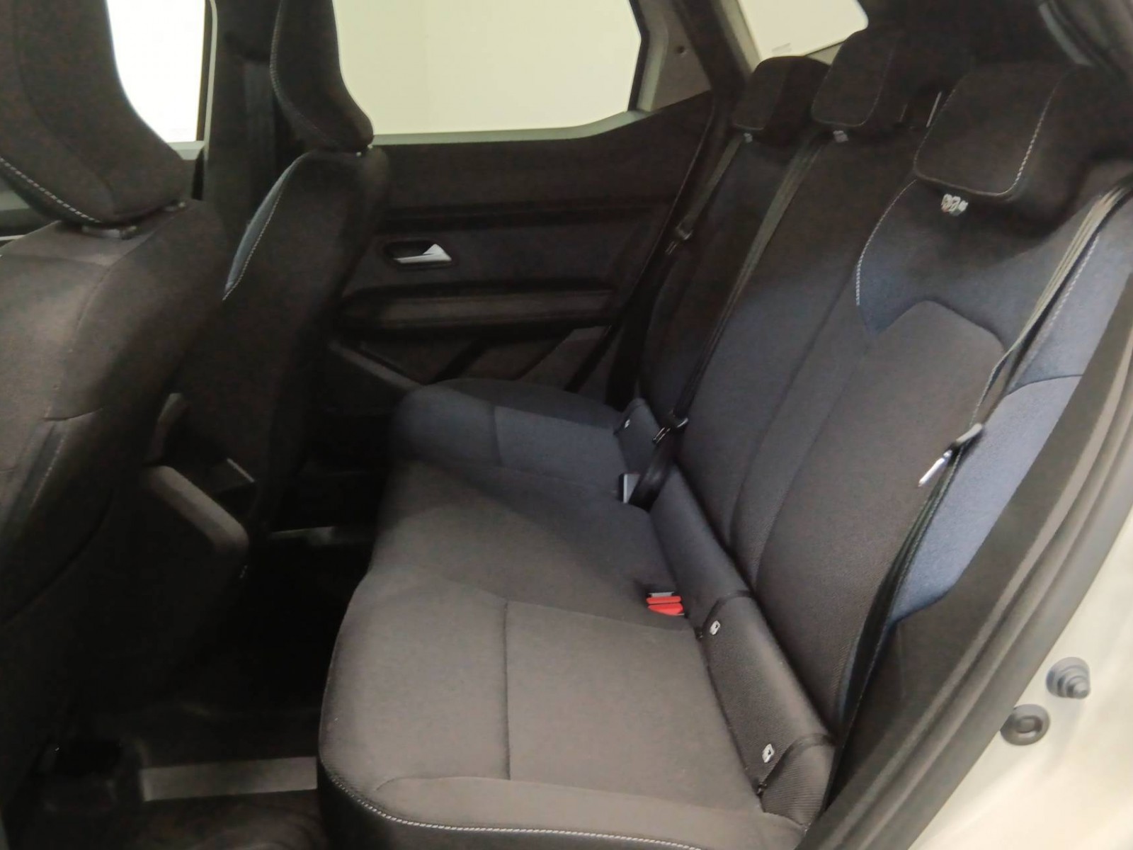 DACIA - DUSTER - #740043 - 8