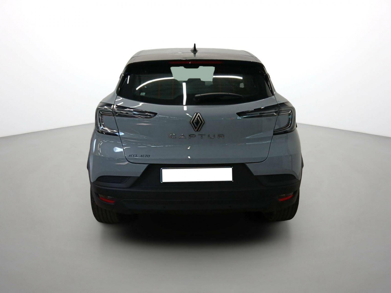 RENAULT - CAPTUR - #722820 - 5