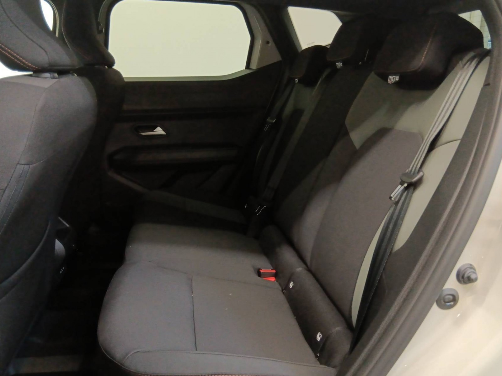 DACIA - DUSTER - #740042 - 8
