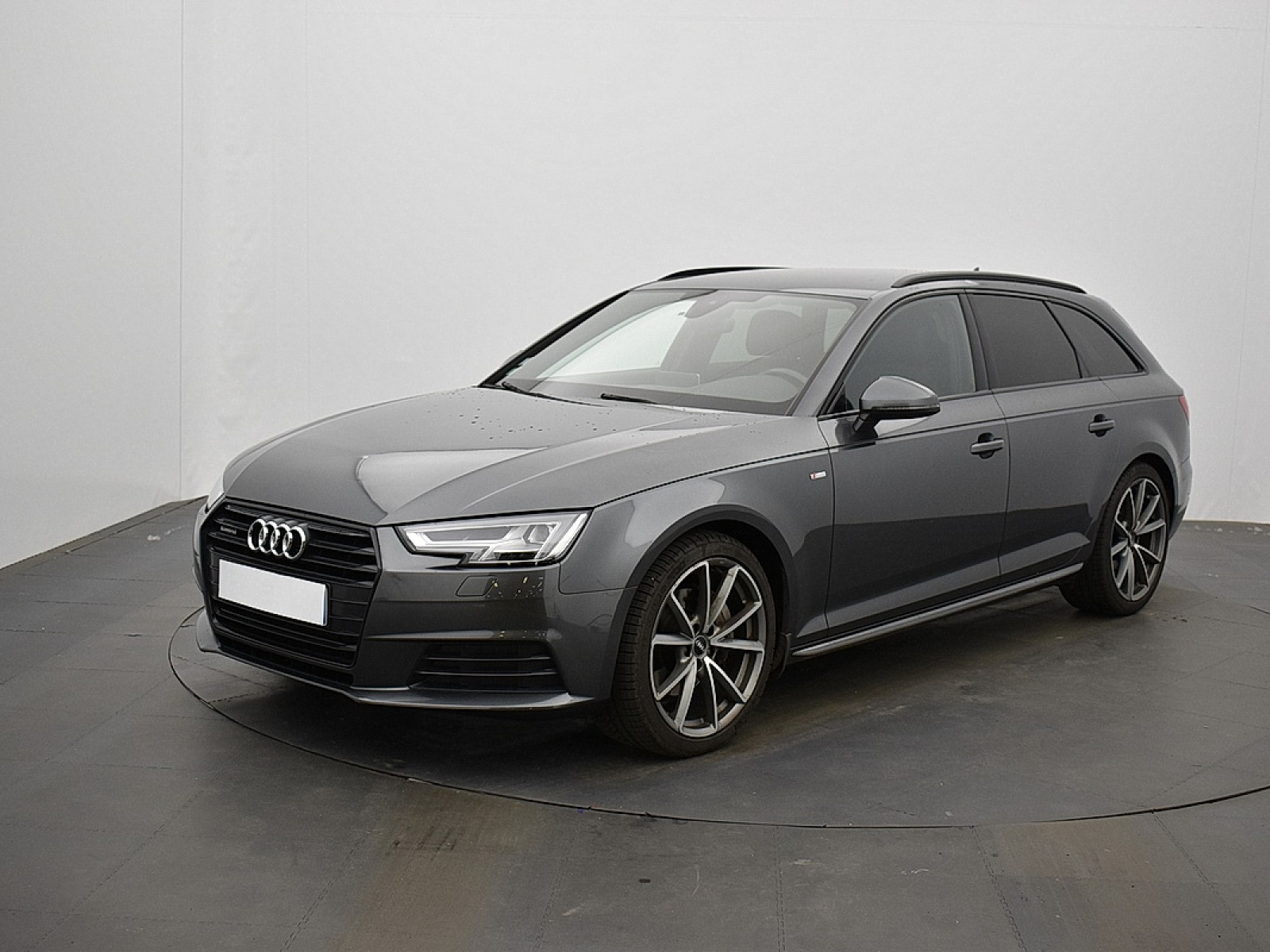 AUDI - A4 AVANT - #179167 - 0