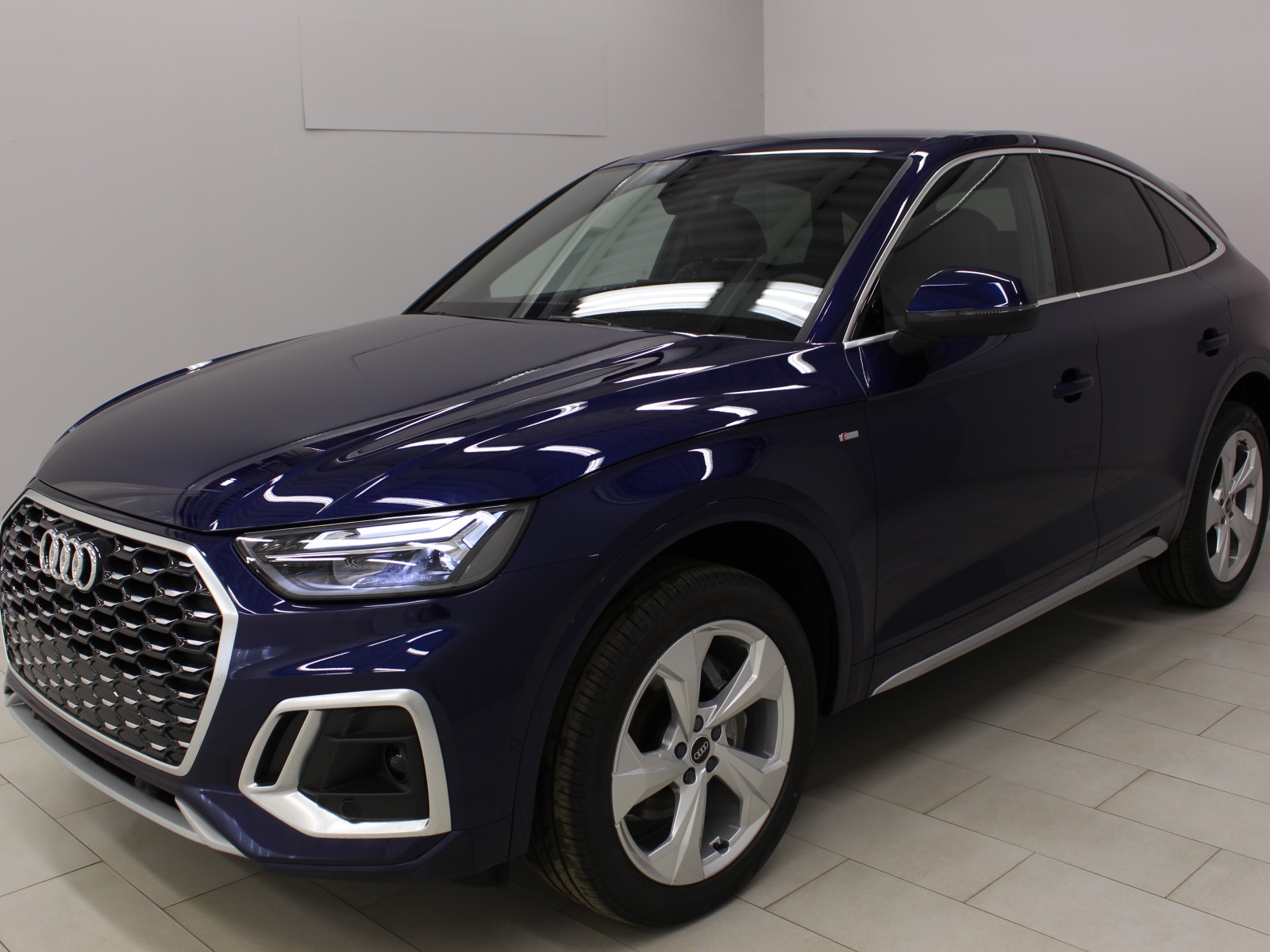AUDI - Q5 SPORTBACK - #177239 - 0