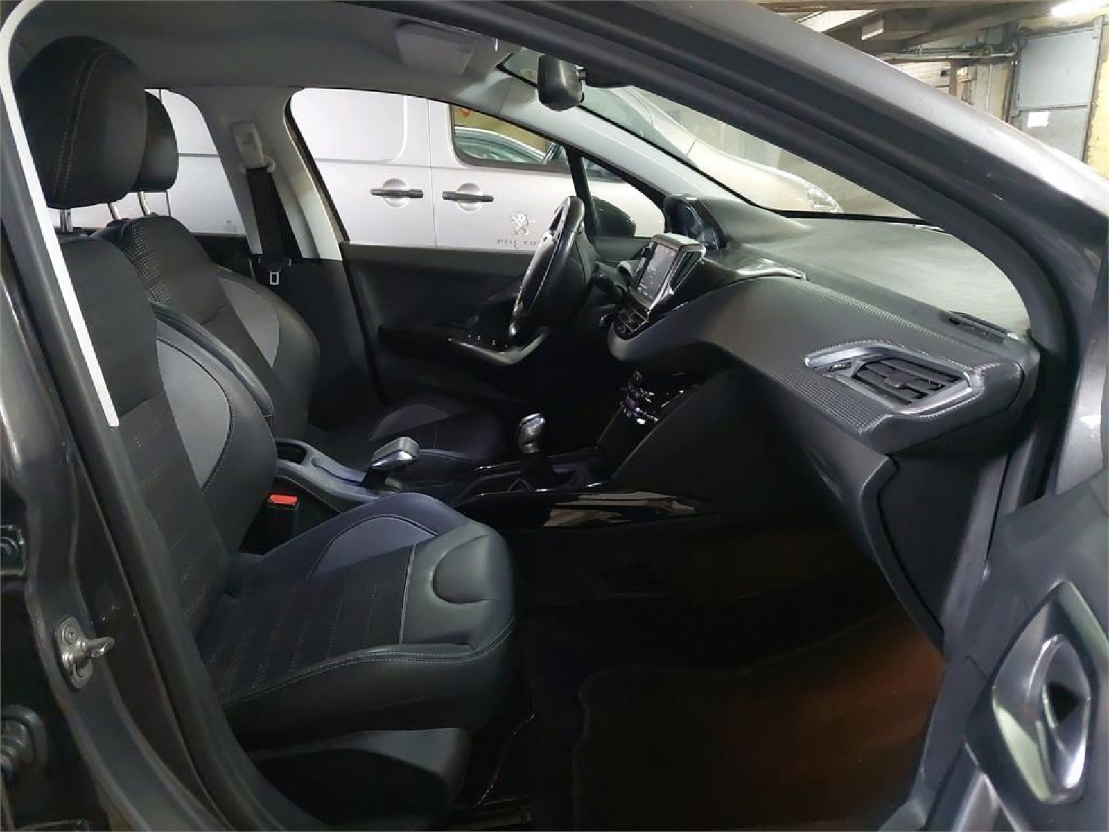 PEUGEOT - 2008 BUSINESS - #179990 - 3