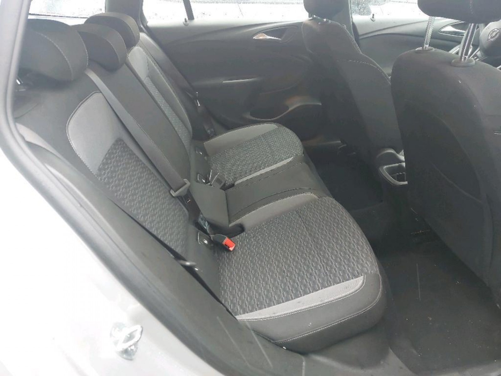 OPEL - ASTRA SPORTS TOURER - #180044 - 4