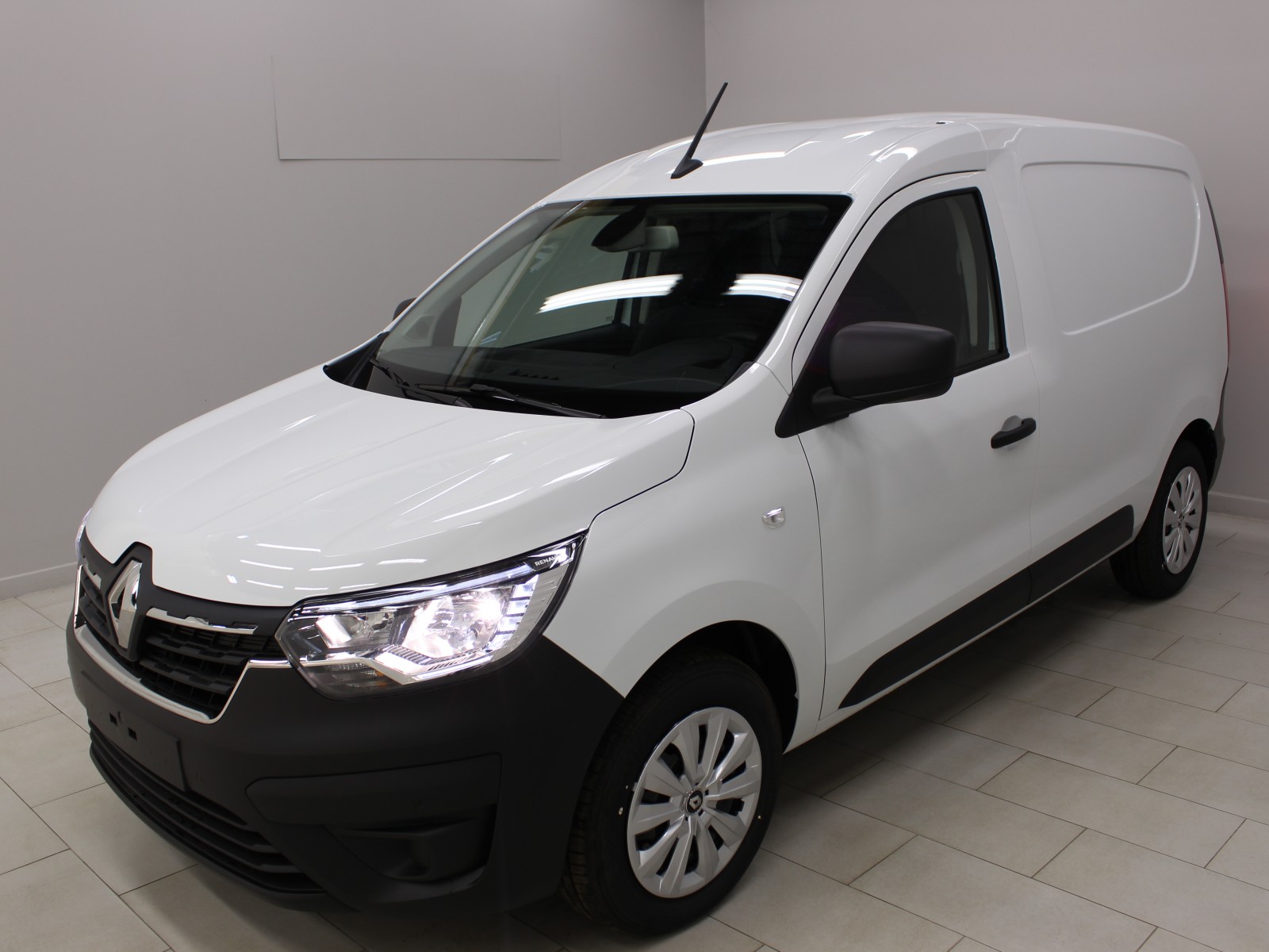 RENAULT - EXPRESS VAN - #180418 - 0