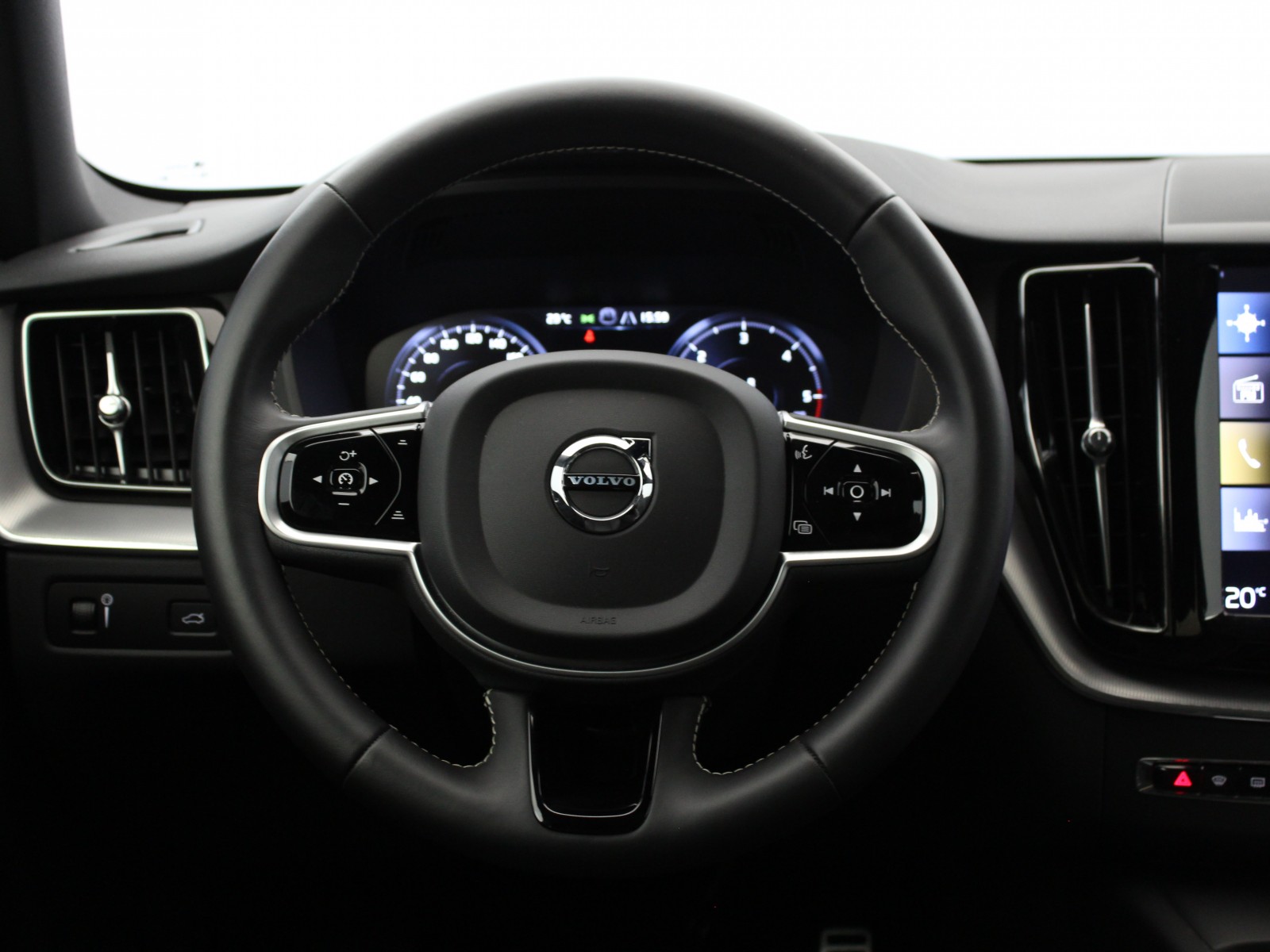 VOLVO - XC60 - #179897 - 10