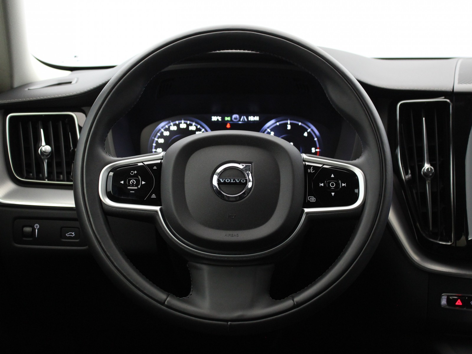 VOLVO - XC60 - #179974 - 10
