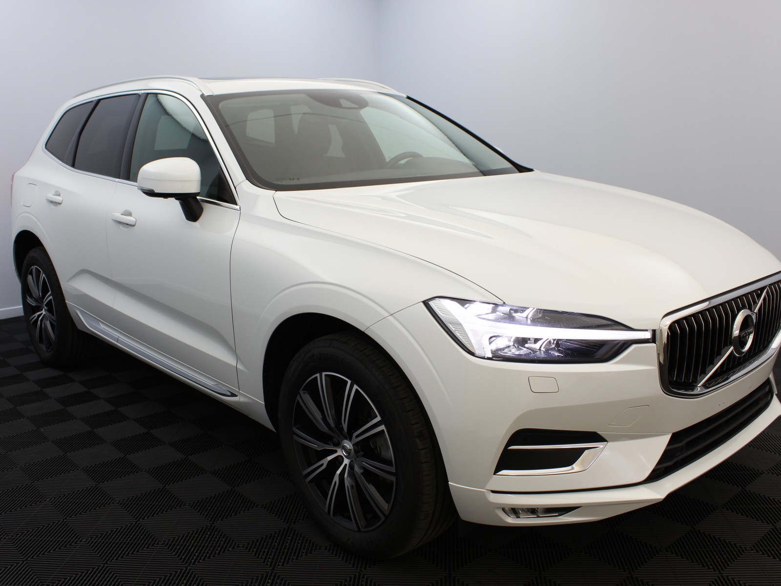 VOLVO - XC60 - #180054 - 1