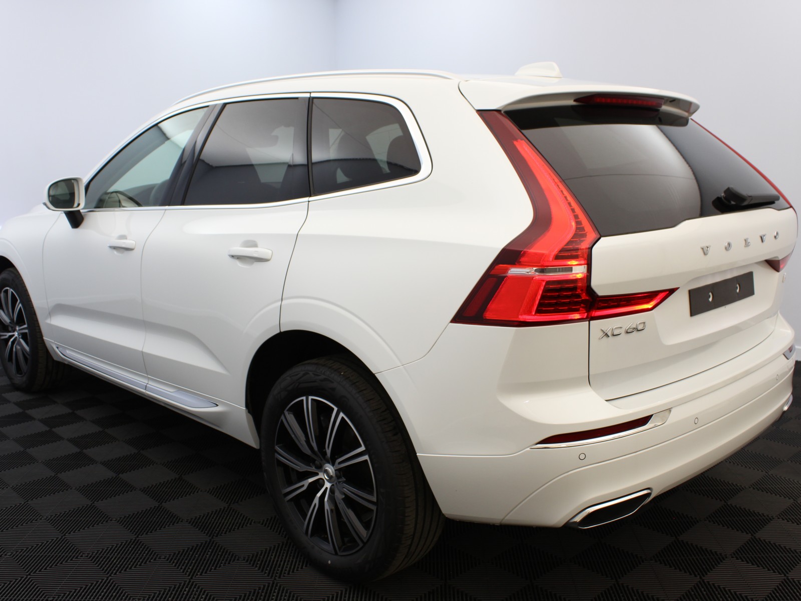 VOLVO - XC60 - #180054 - 2