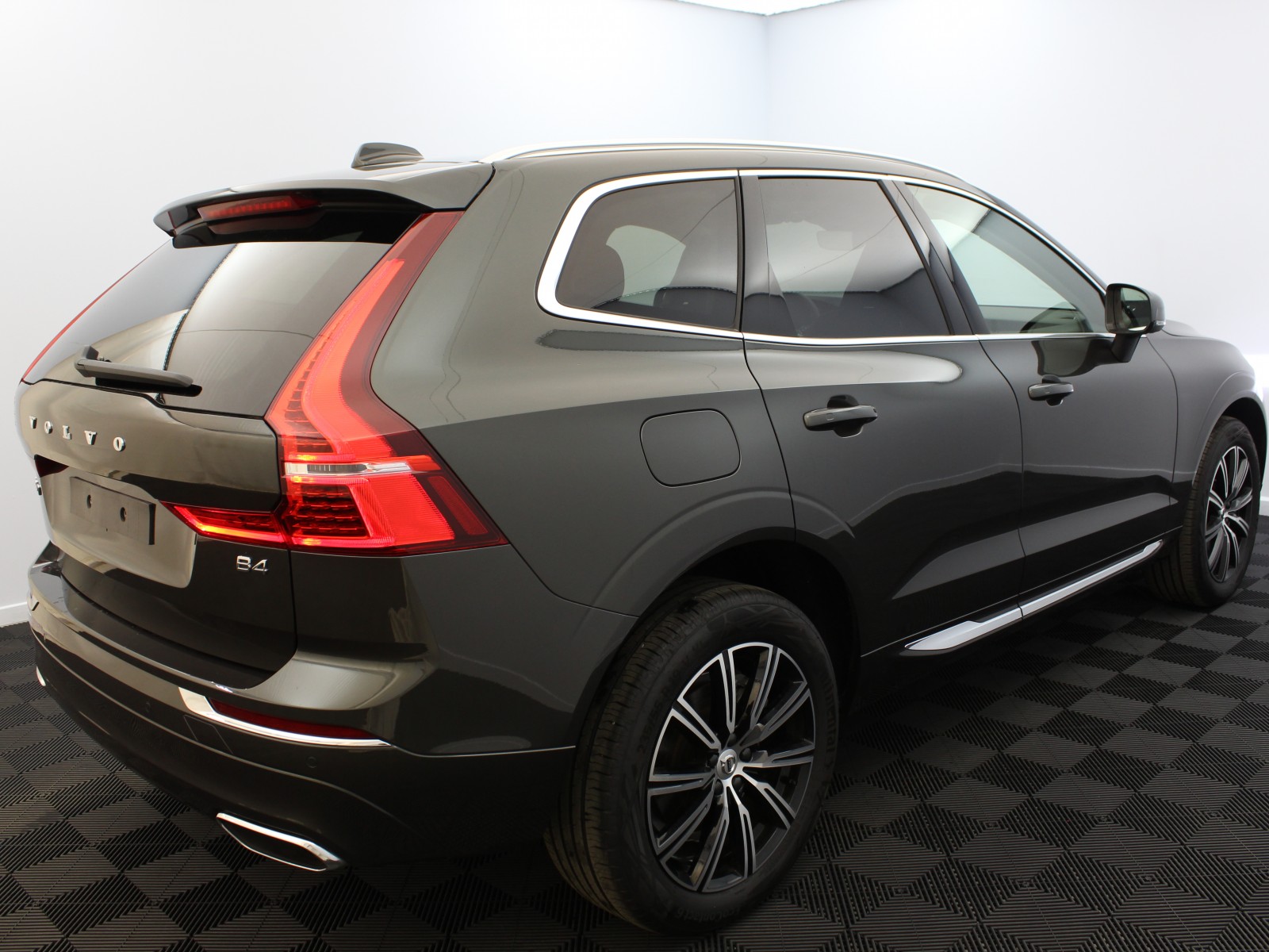 VOLVO - XC60 - #180055 - 2