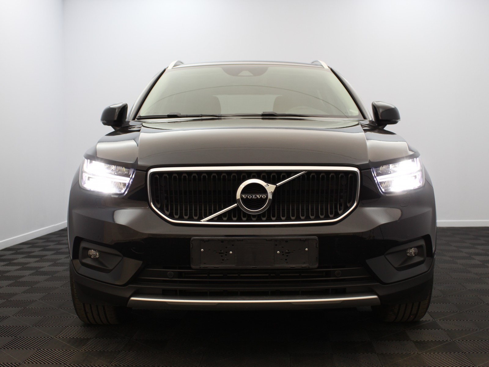 VOLVO - XC40 - #178857 - 4