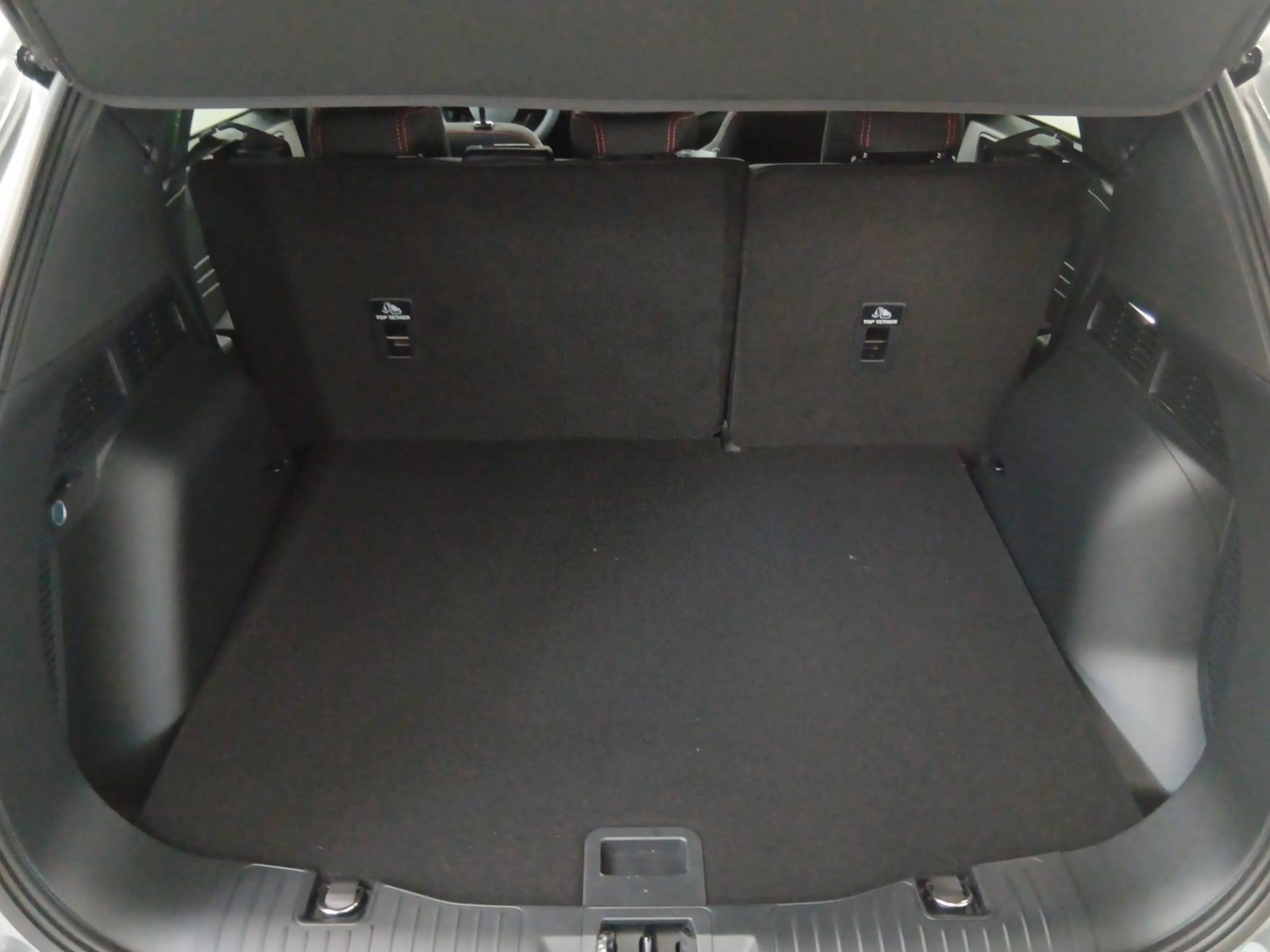 FORD - KUGA - #733442 - 12