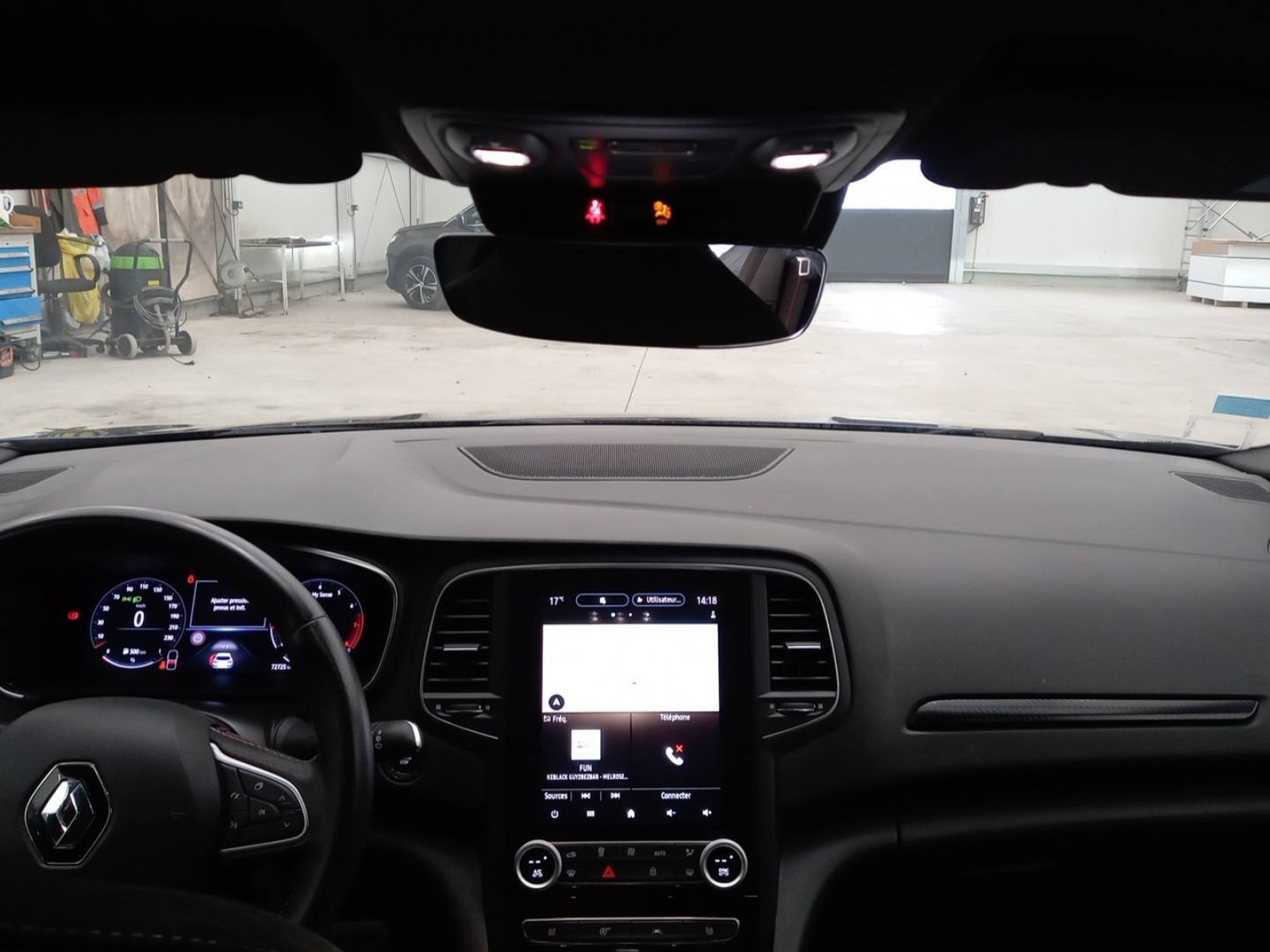 RENAULT - MEGANE IV BERLINE - #641611 - 9