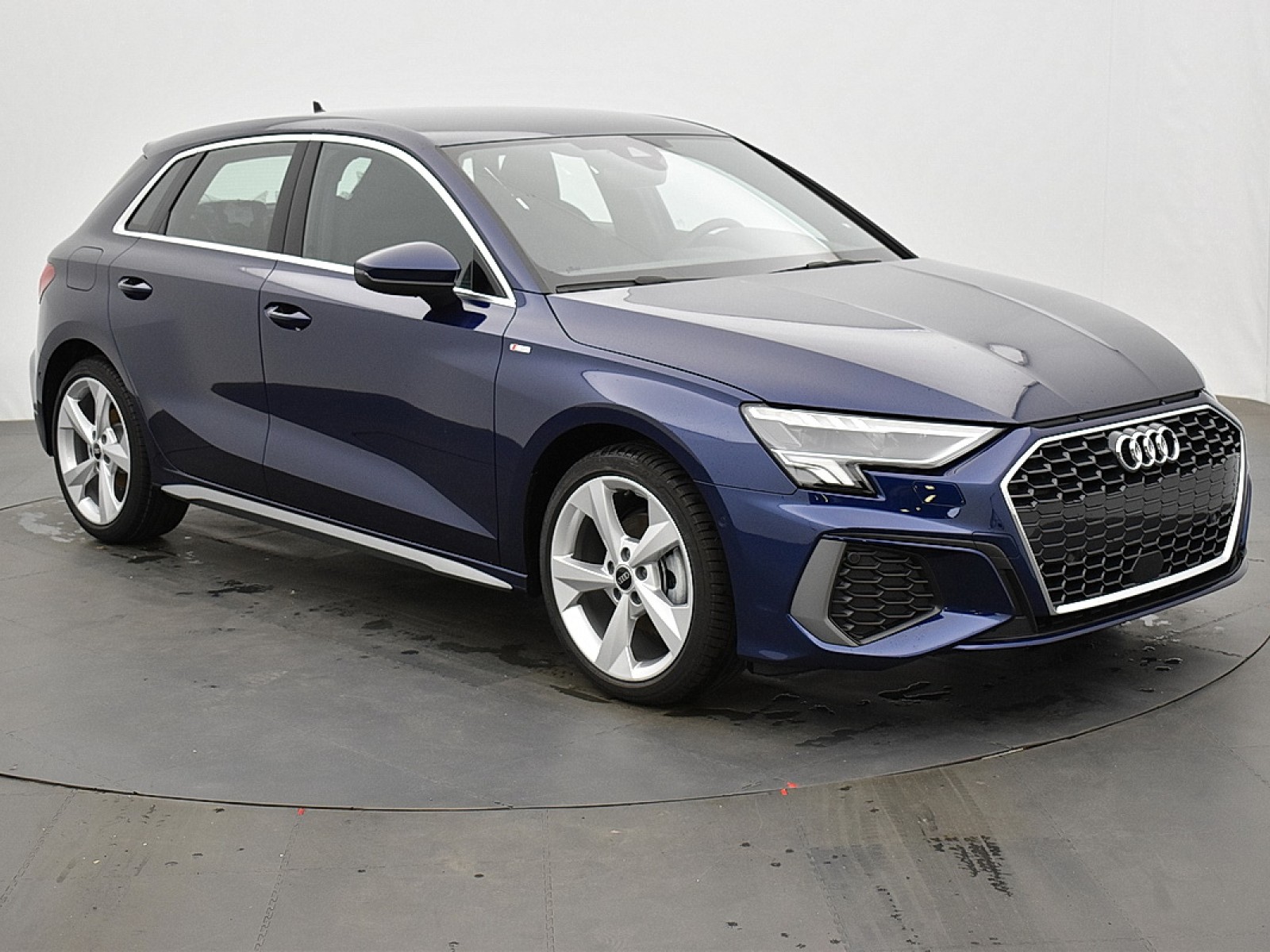 AUDI - A3 SPORTBACK - #179942 - 1