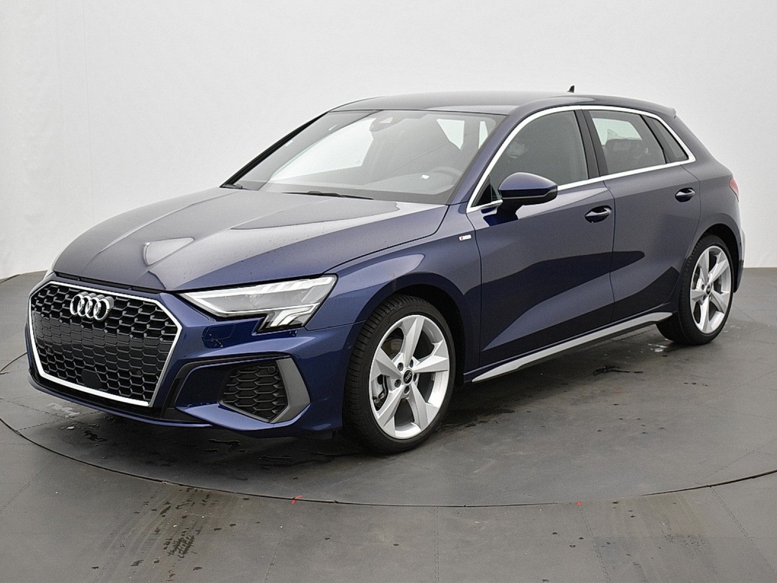 AUDI - A3 SPORTBACK - #179941 - 0