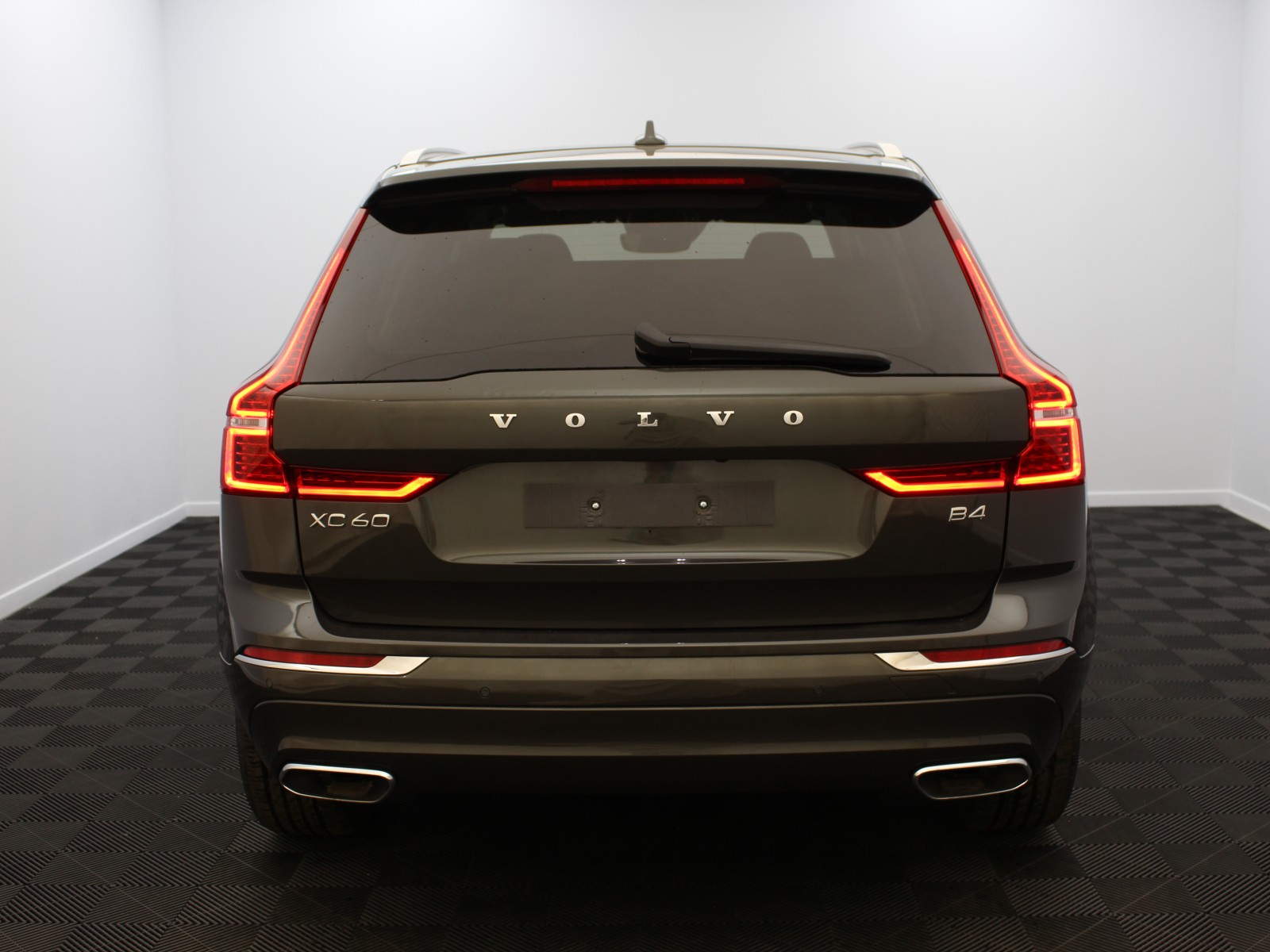 VOLVO - XC60 - #179975 - 5