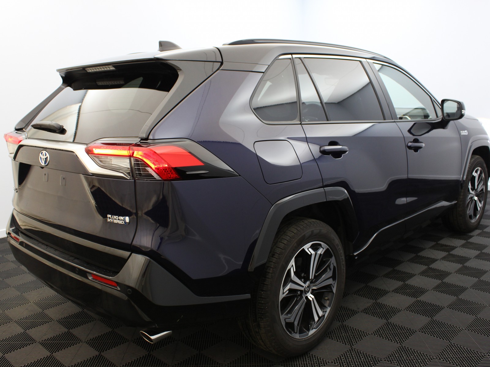 TOYOTA - RAV4 HYBRIDE RECHARGEABLE - #176901 - 2