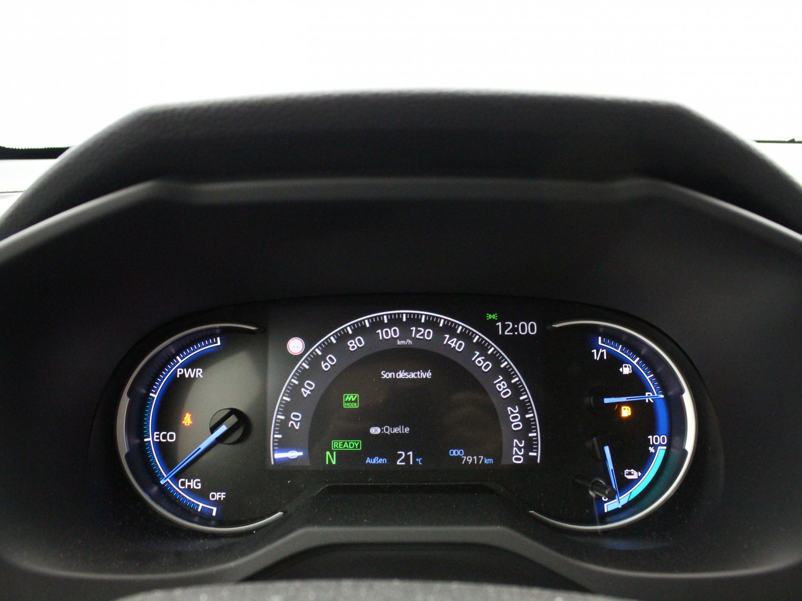 TOYOTA - RAV4 HYBRIDE RECHARGEABLE - #176901 - 12