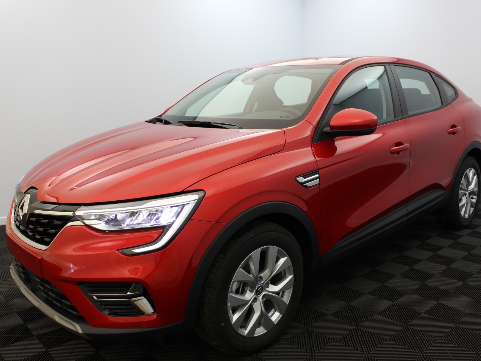 RENAULT - ARKANA - #180290 - 0
