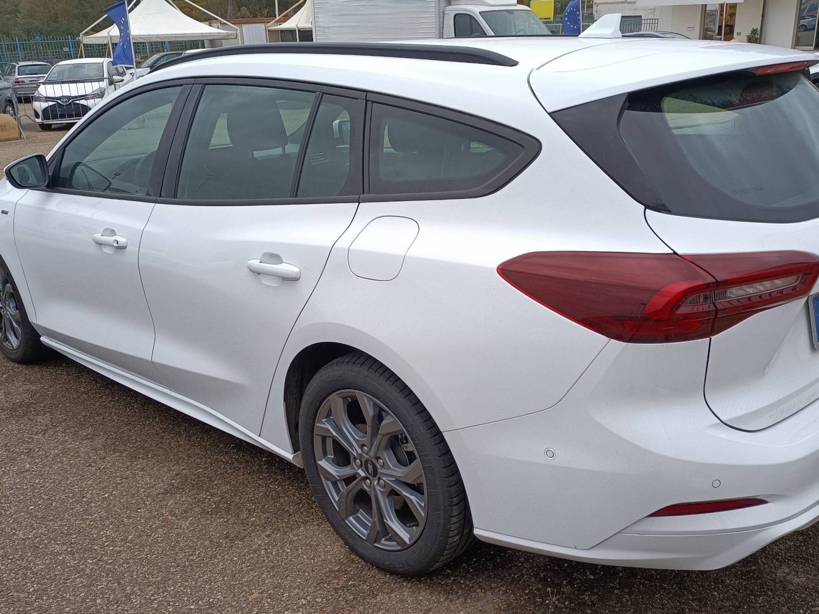 FORD - FOCUS SW - #771092 - 1