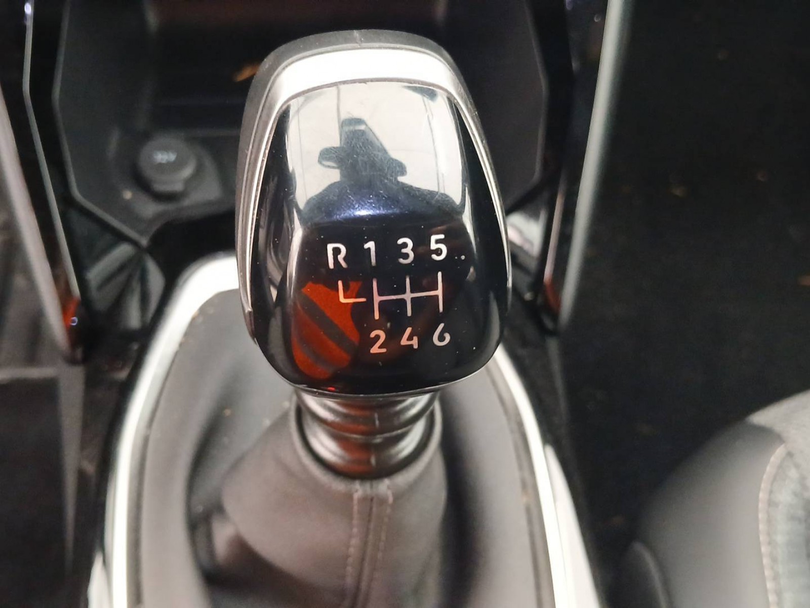 PEUGEOT - 2008 - #755788 - 13