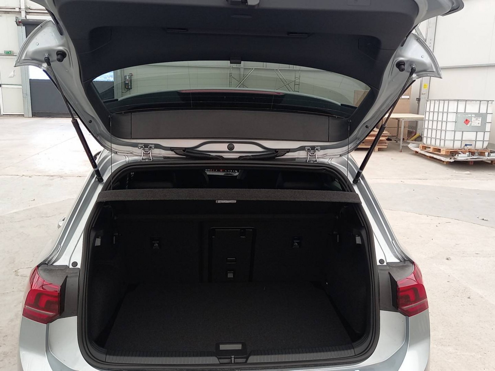 VOLKSWAGEN - GOLF - #525531 - 12
