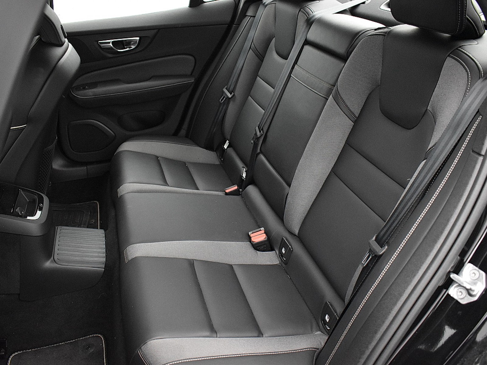 VOLVO - S60 - #180333 - 8
