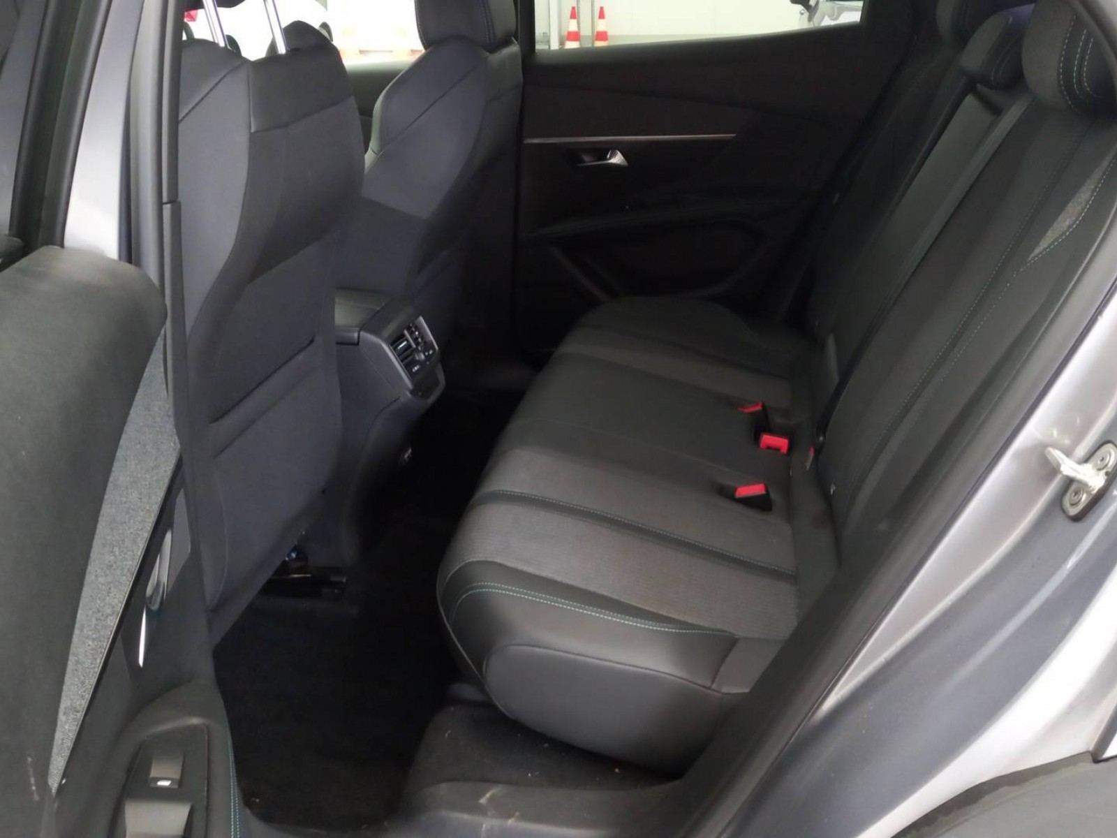 PEUGEOT - 3008 - #747610 - 8