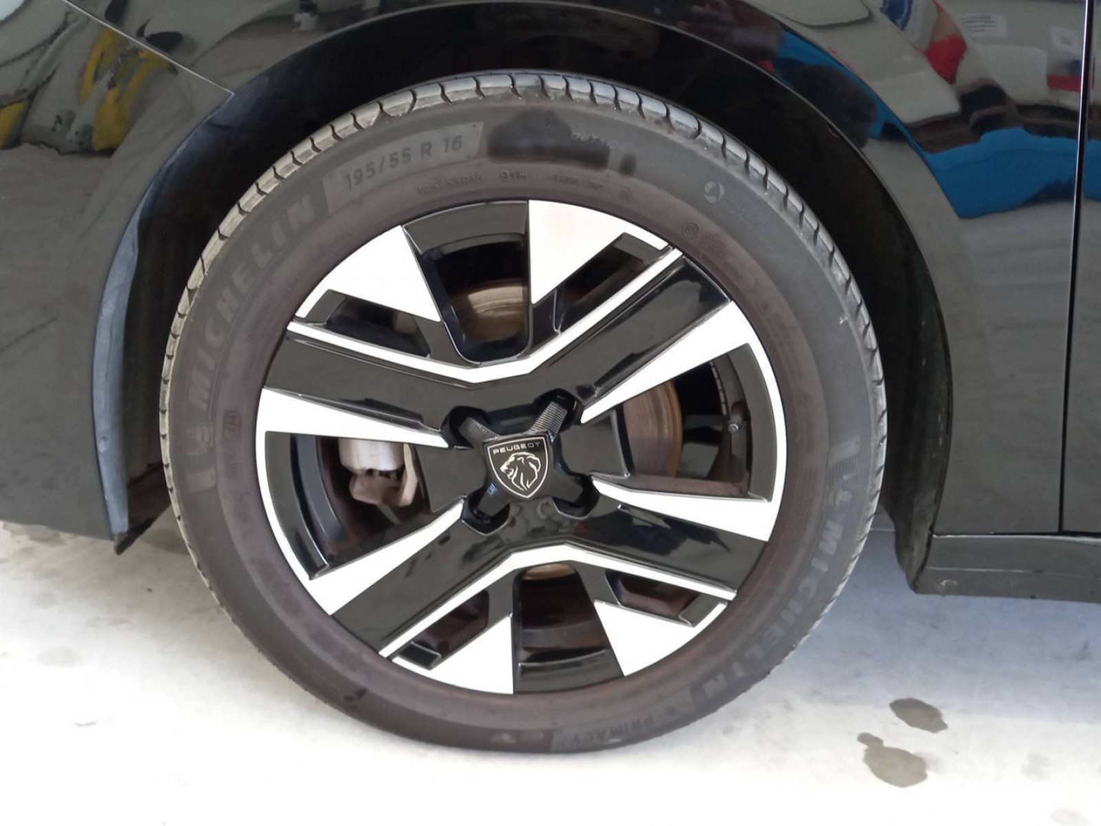 PEUGEOT - 208 - #711571 - 6
