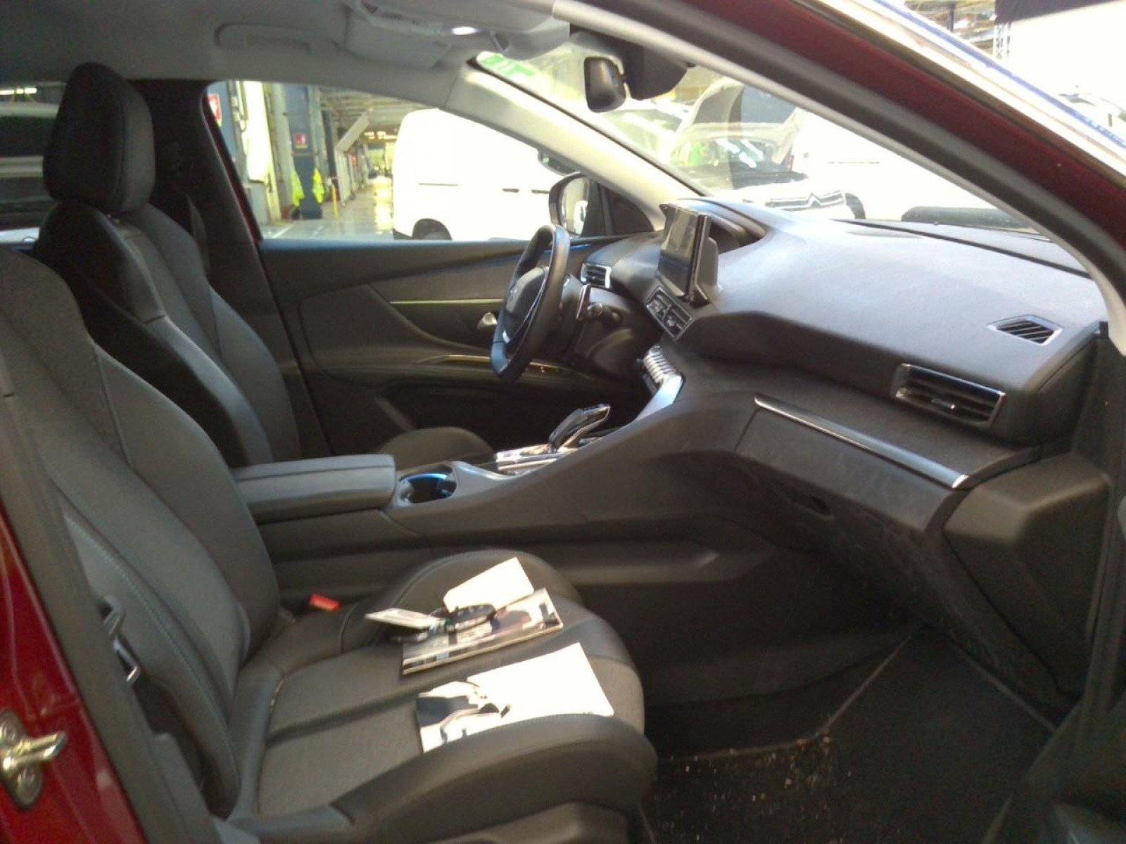 PEUGEOT - 5008 - #180725 - 1