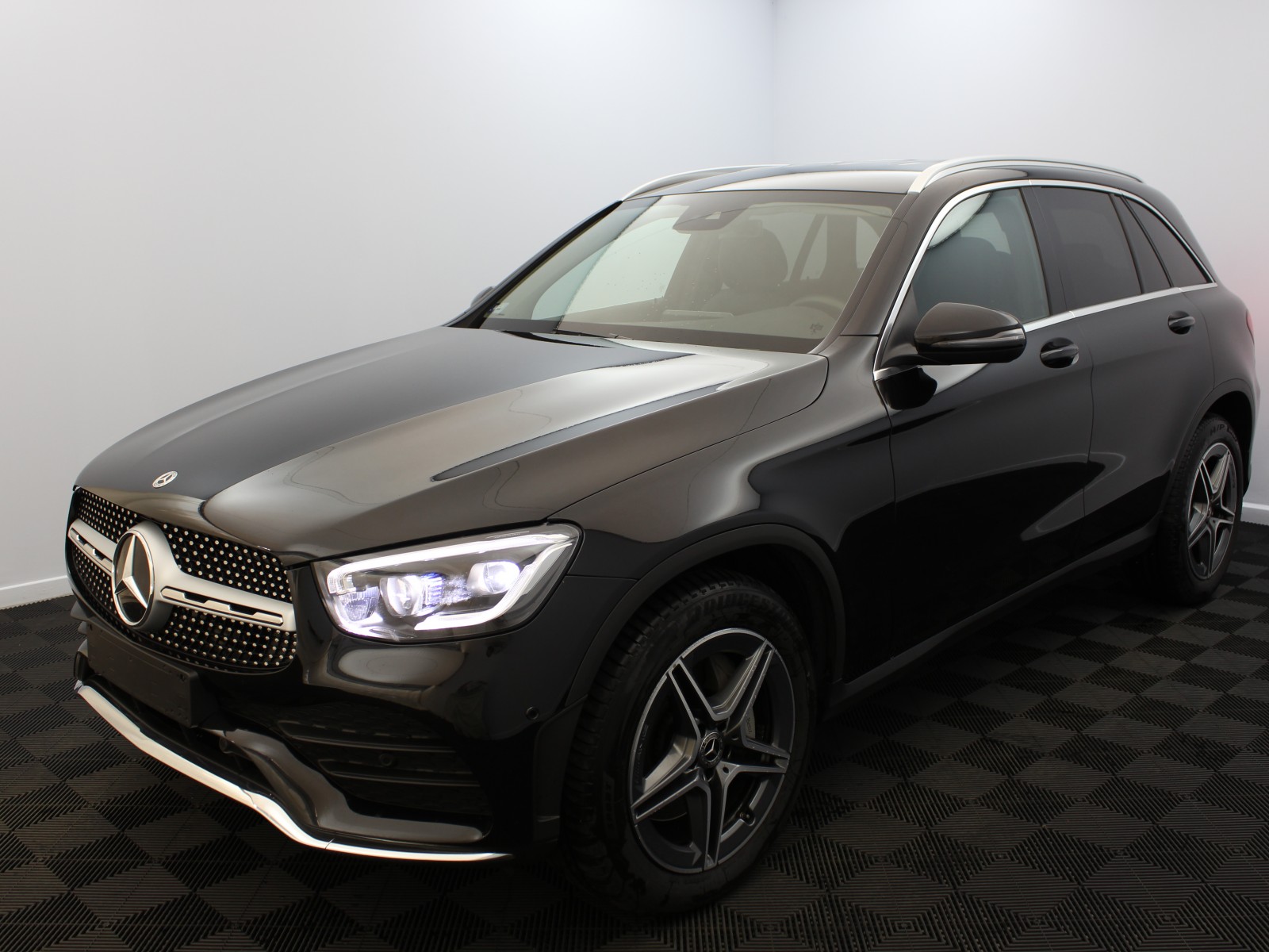 MERCEDES - GLC - #180644 - 0