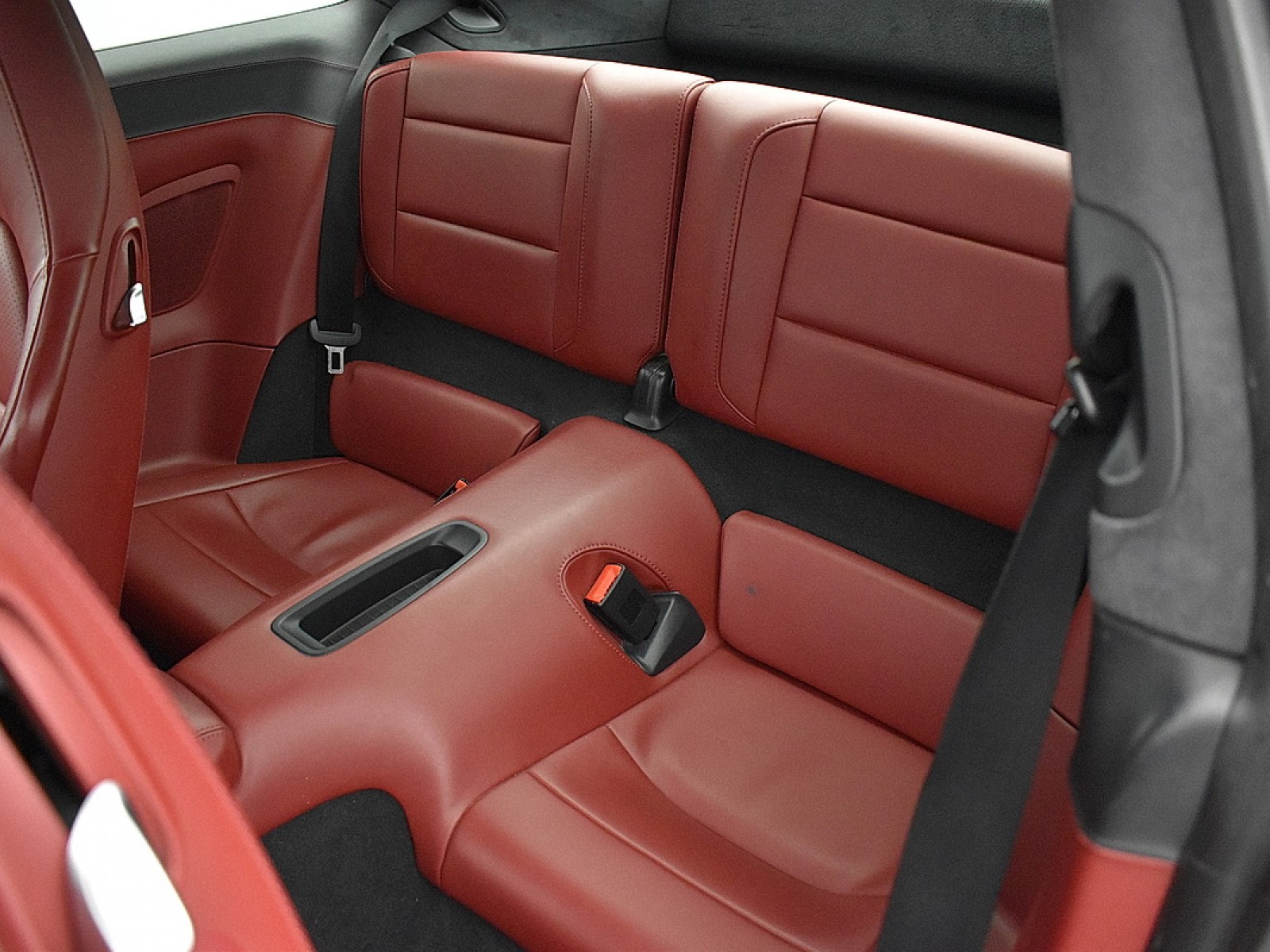 PORSCHE - 911 CARRERA COUPE - #180708 - 8