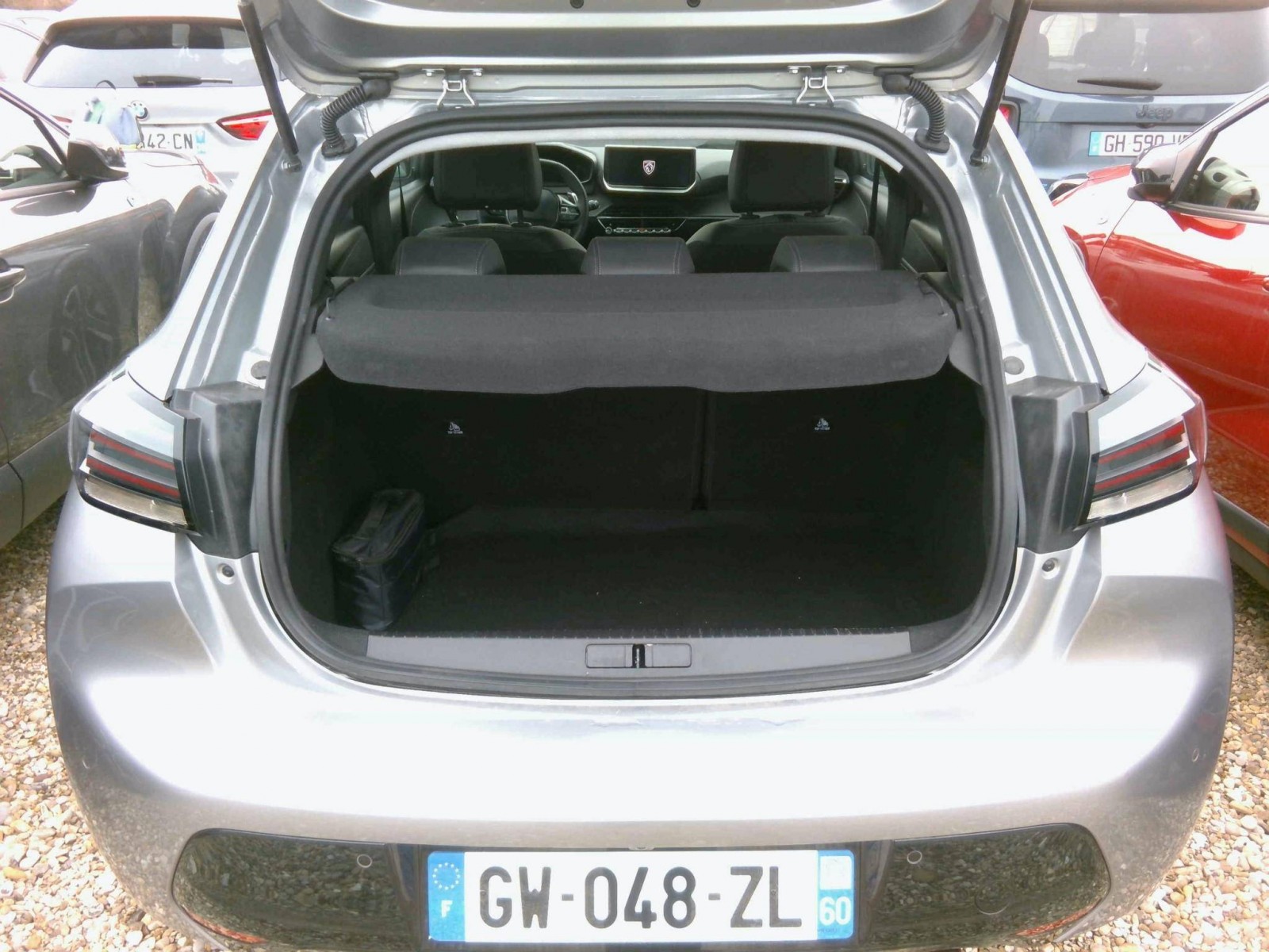 PEUGEOT - 208 - #798564 - 4
