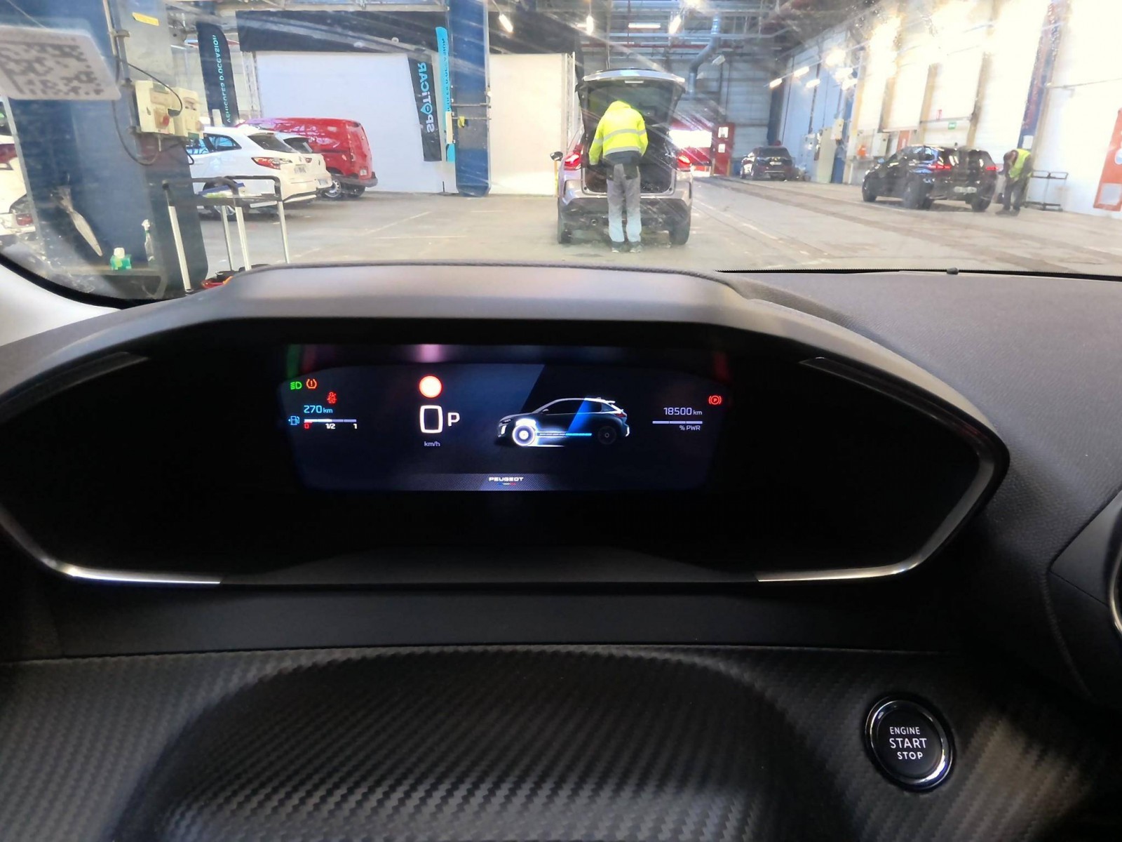 PEUGEOT - 208 - #798568 - 6