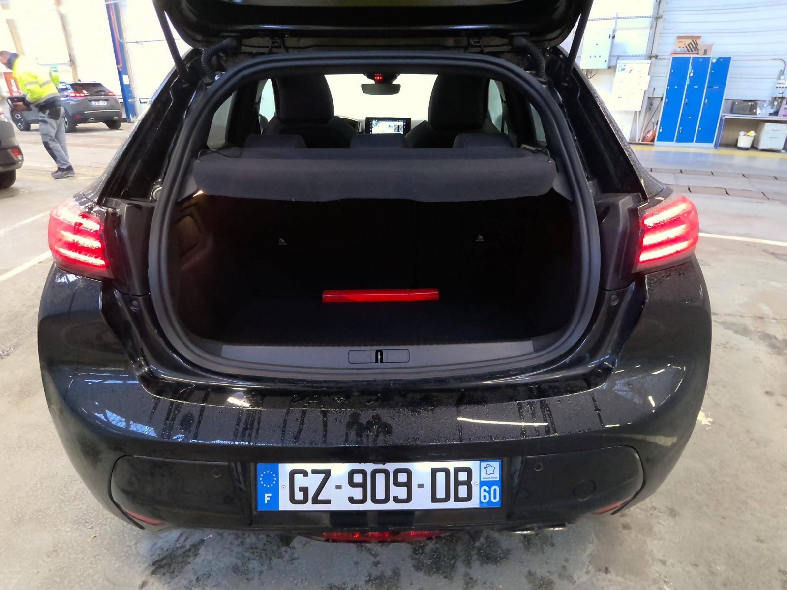 PEUGEOT - 208 - #798578 - 5
