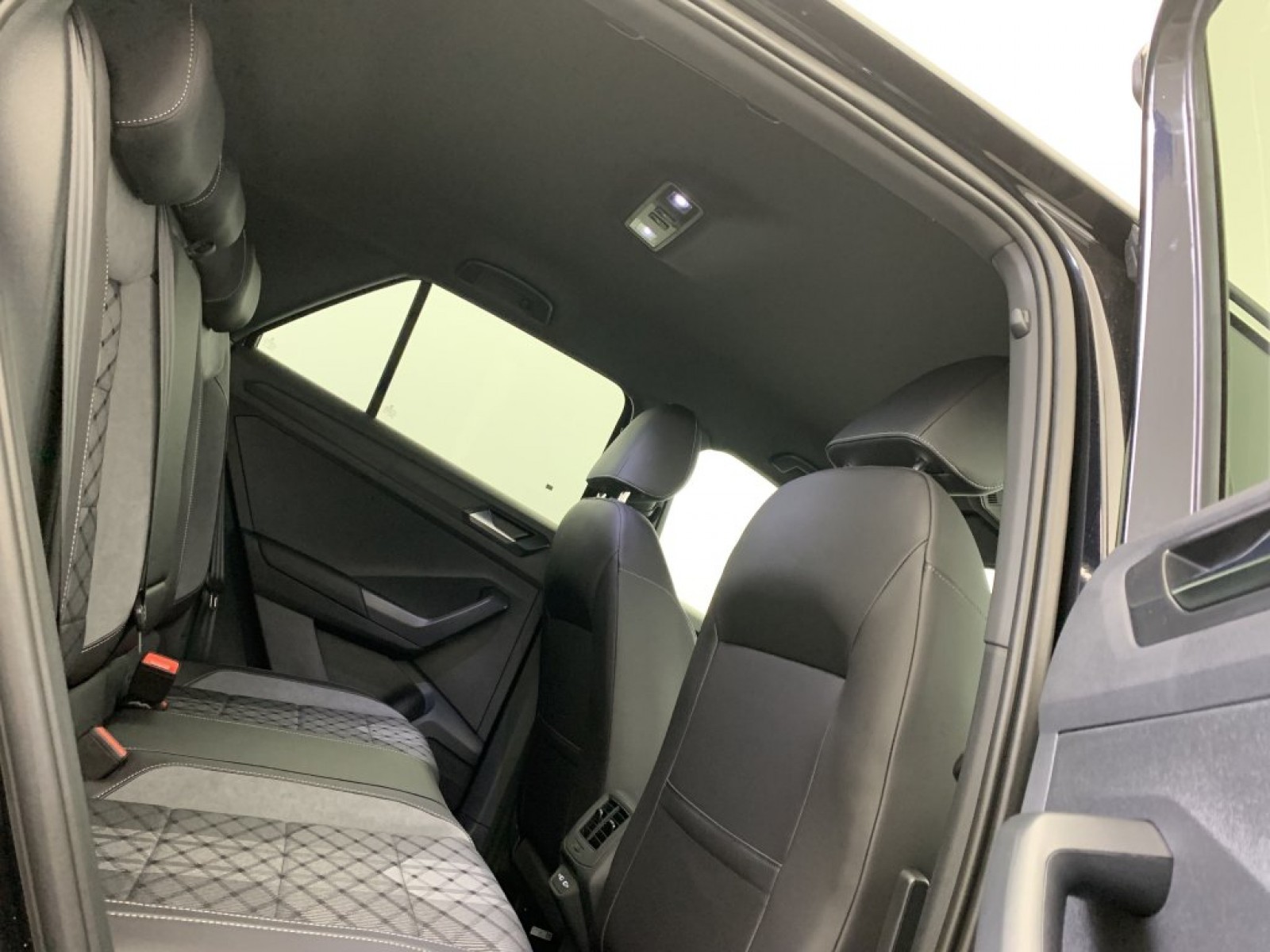 VOLKSWAGEN - T-roc - #805667 - 12