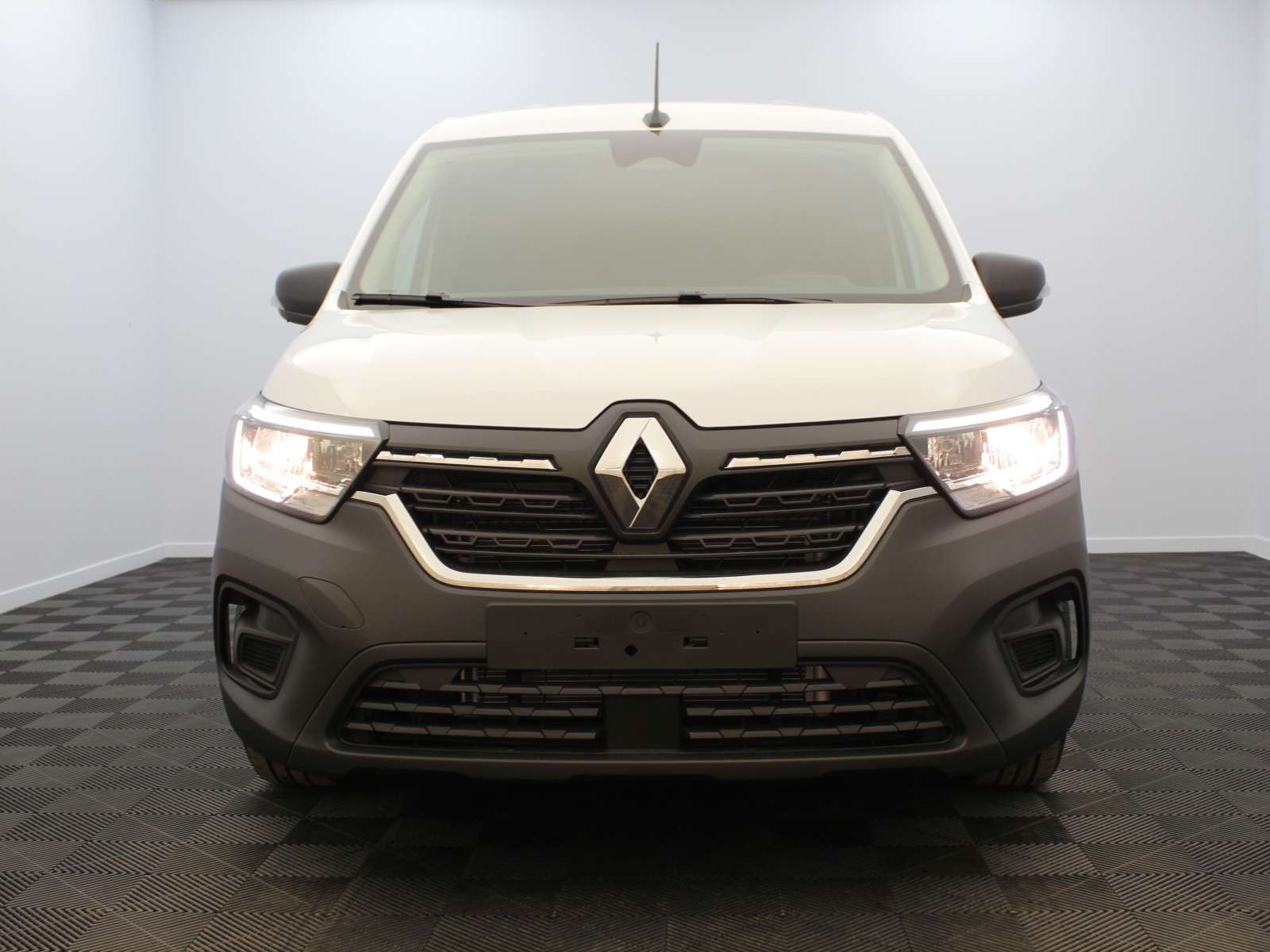 RENAULT - KANGOO VAN - #180027 - 4