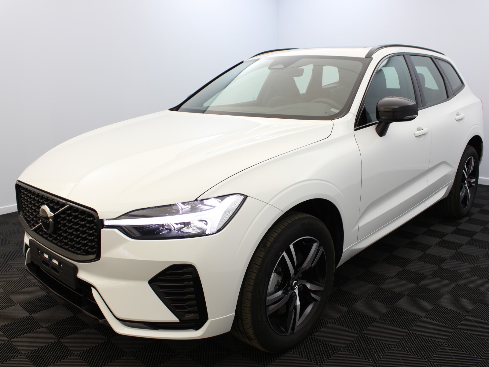 VOLVO - XC60 - #180328 - 0